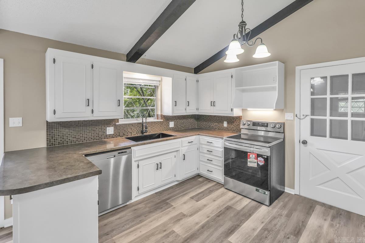 203 Halteria  Hot Springs, AR