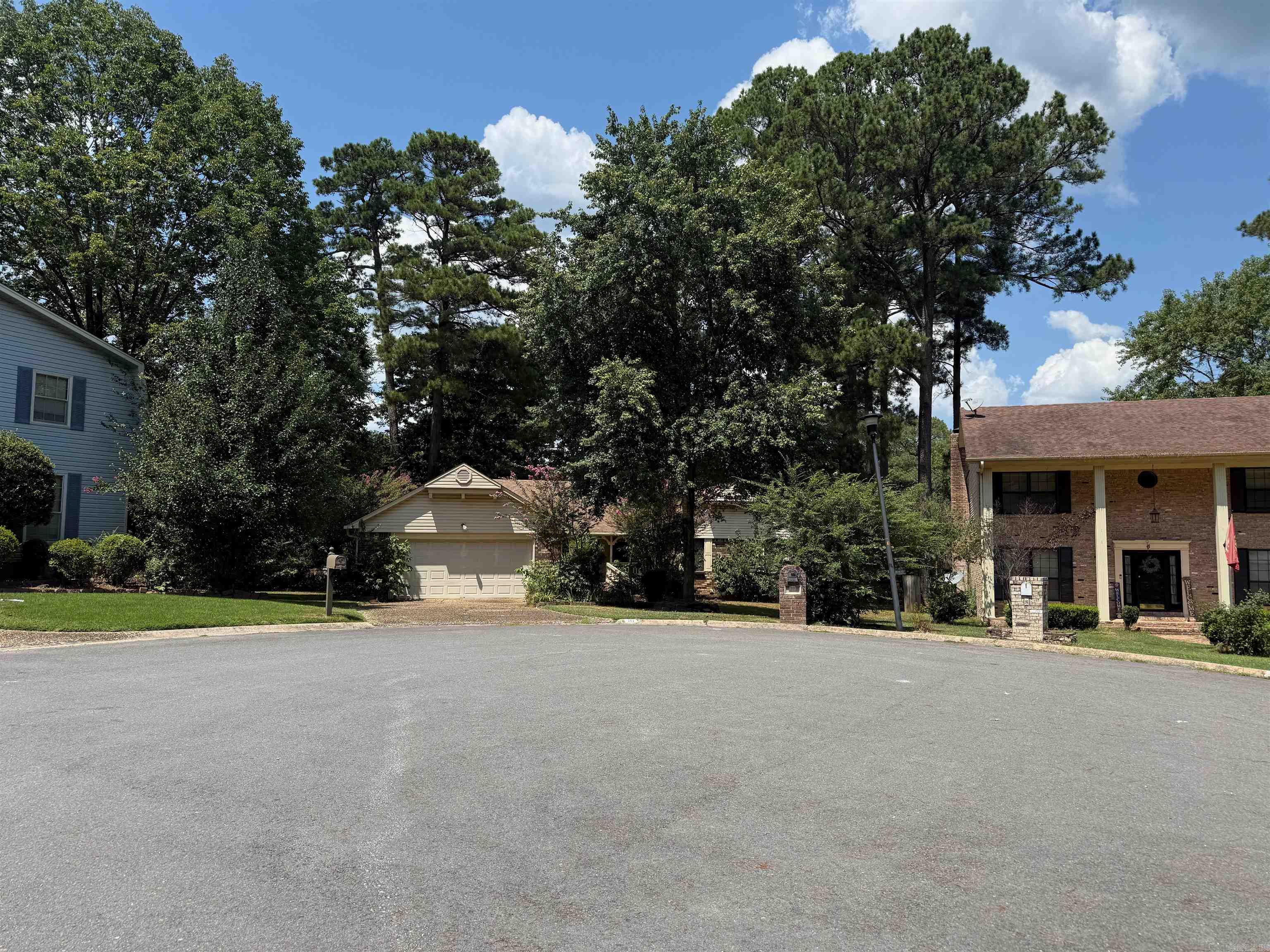 10 Twin Pine  Little Rock, AR