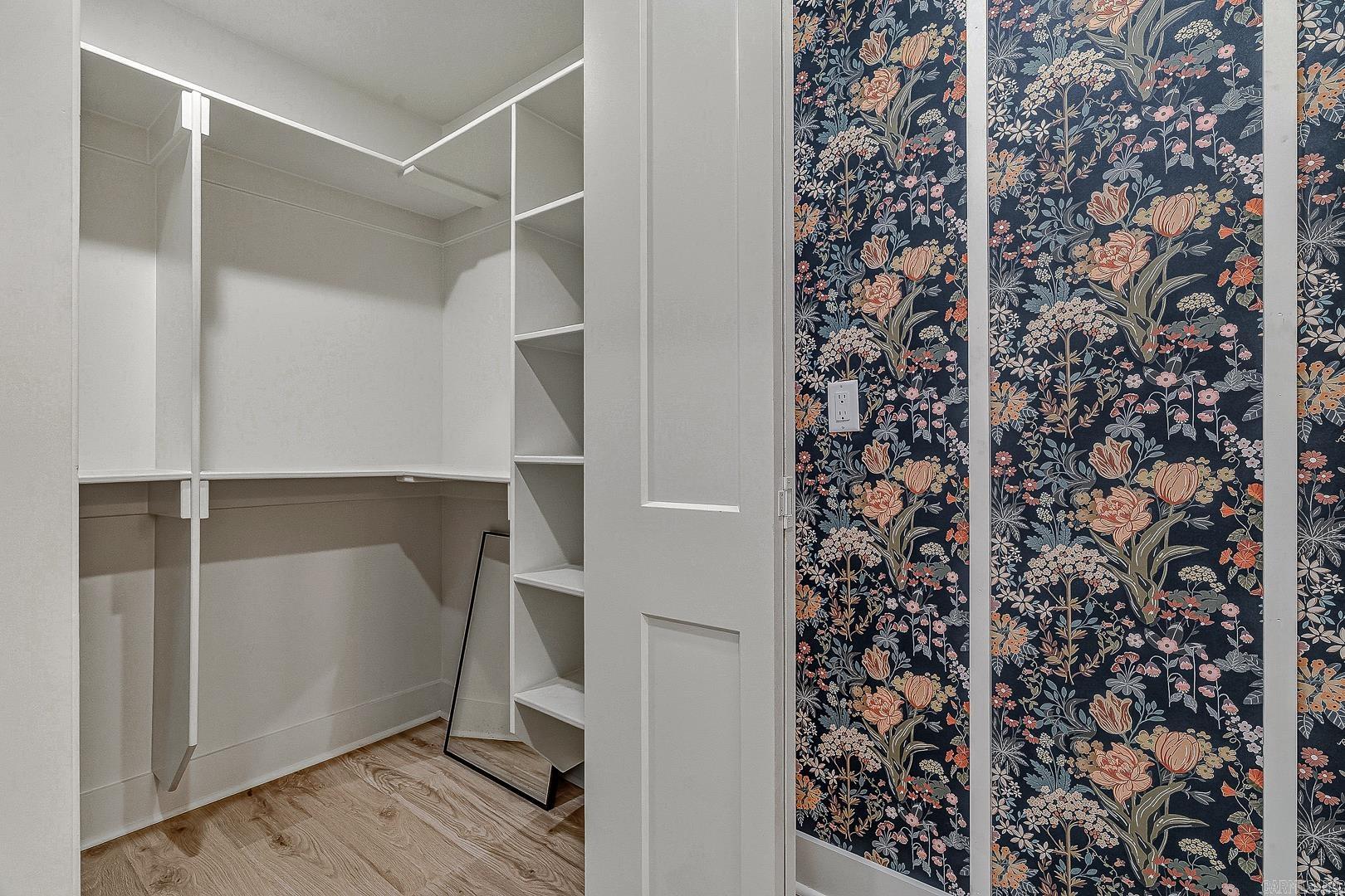 2005 Wood  Jonesboro, AR