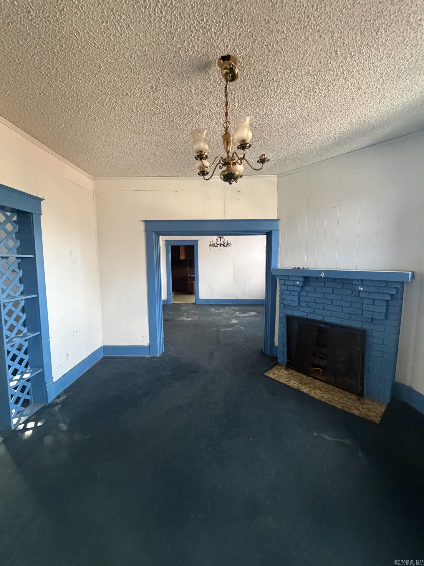 2300 S Summit  Little Rock, AR