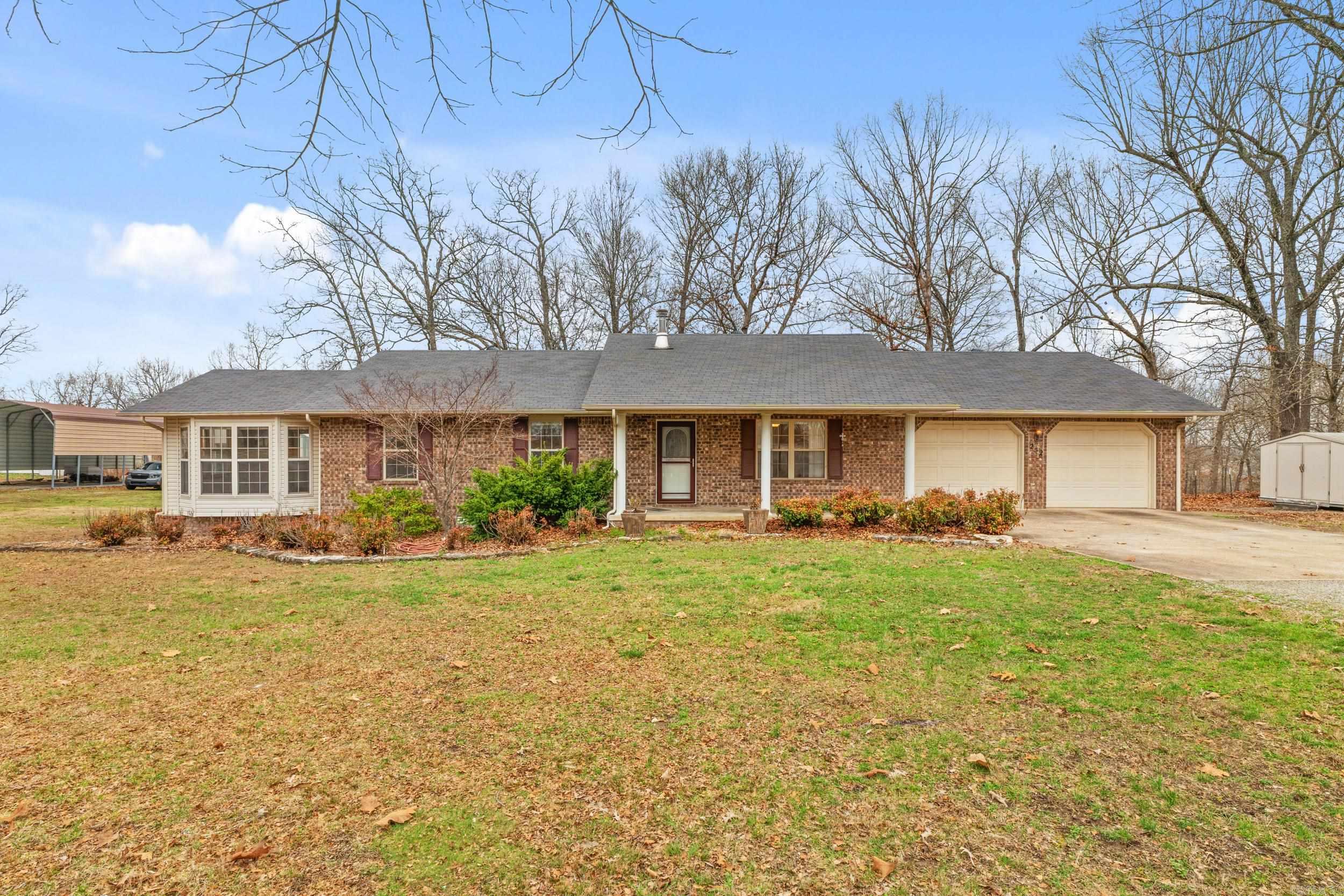 252 County Road 97  Clarkridge, AR