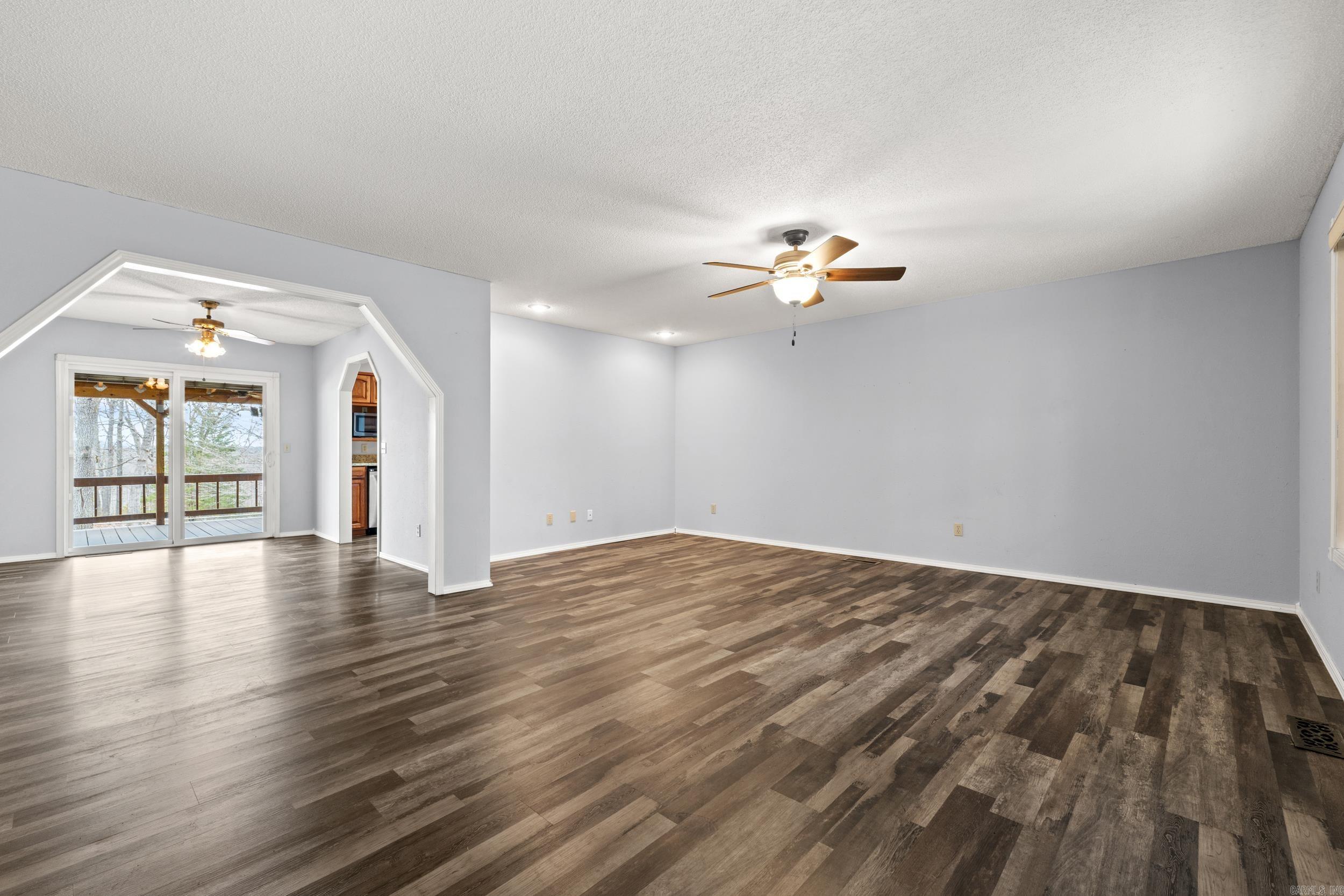 252 County Road 97  Clarkridge, AR