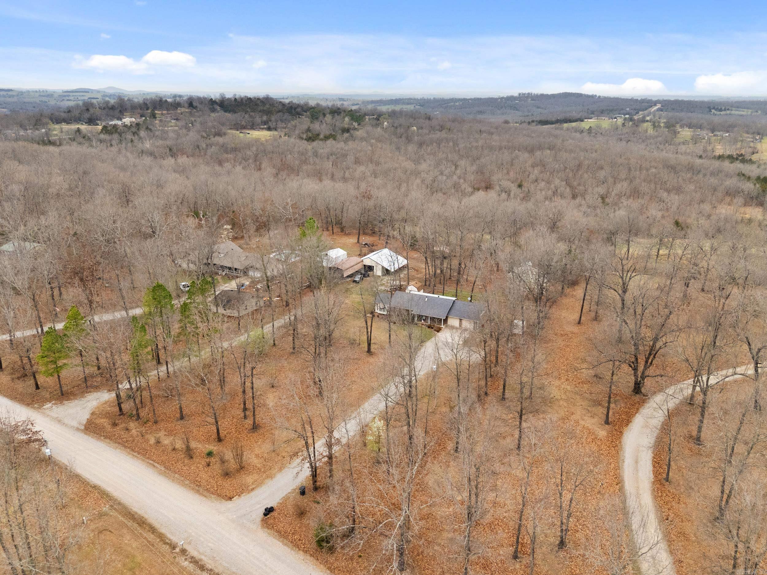 252 County Road 97  Clarkridge, AR
