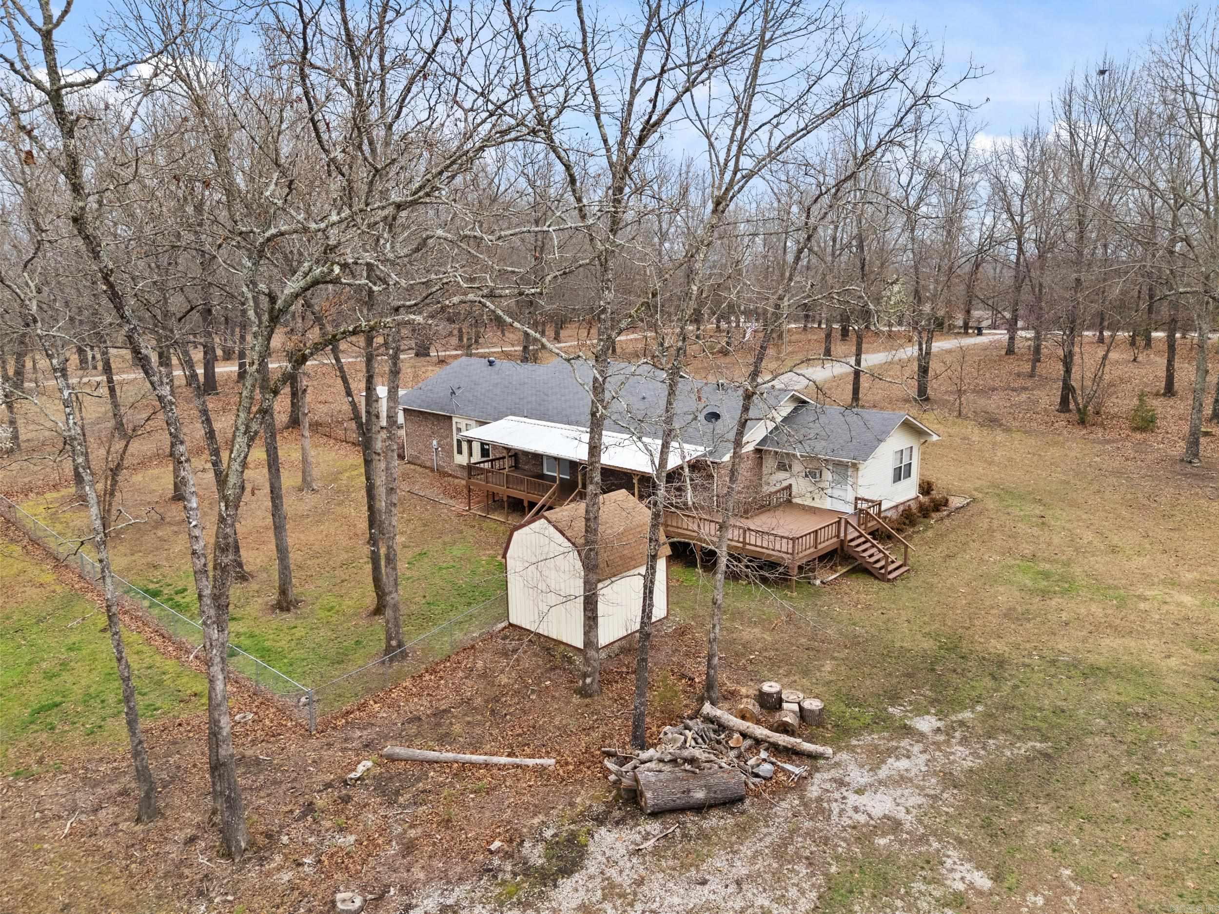 252 County Road 97  Clarkridge, AR