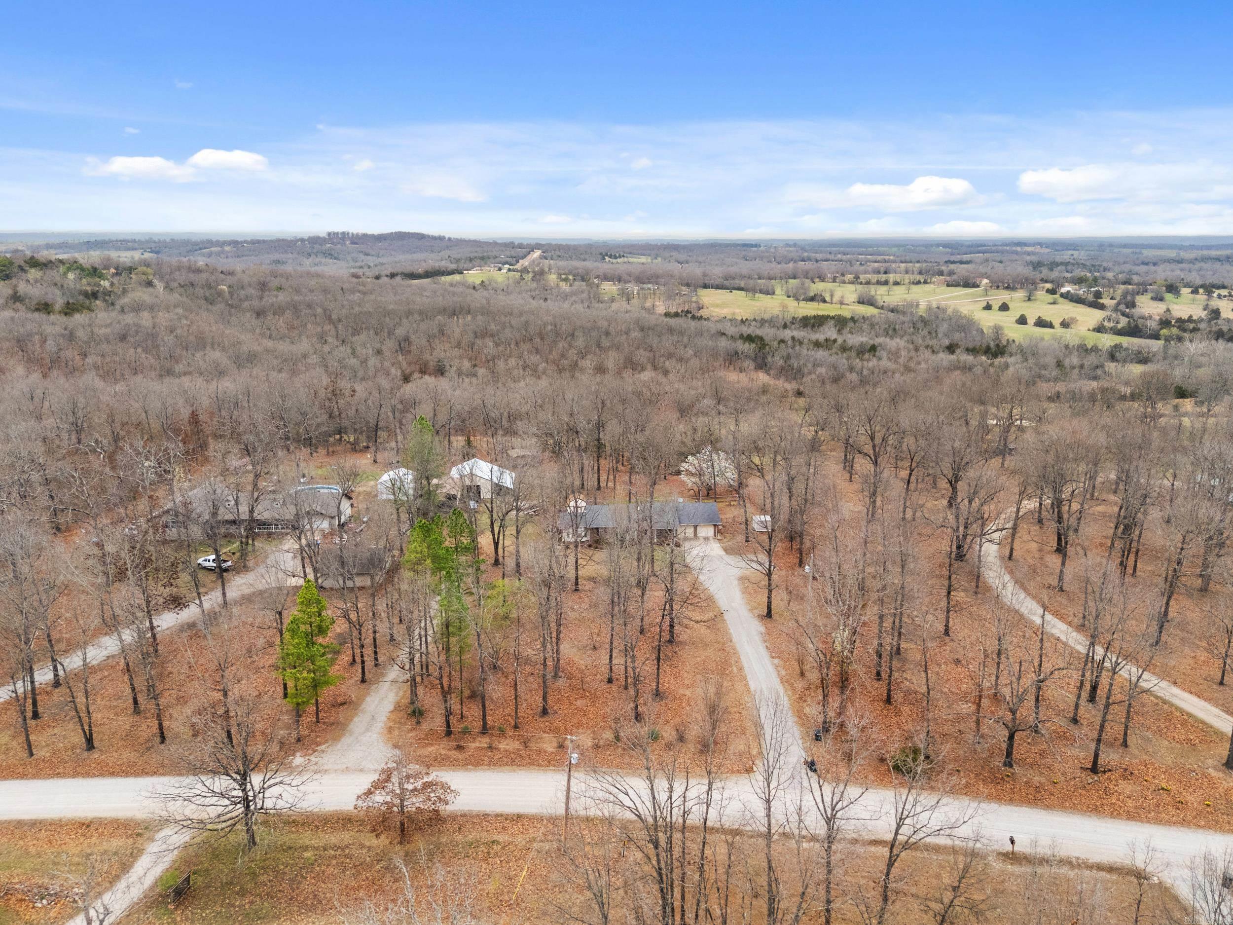 252 County Road 97  Clarkridge, AR