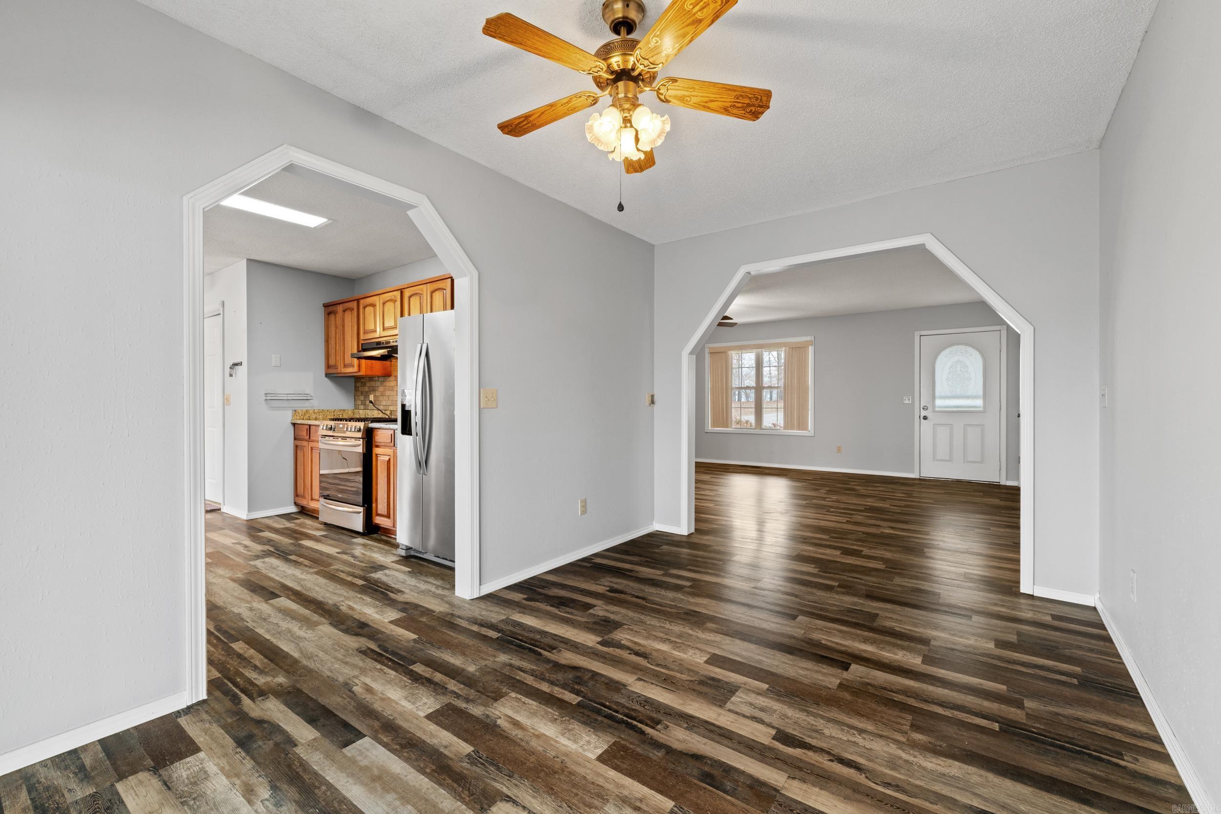 252 County Road 97  Clarkridge, AR