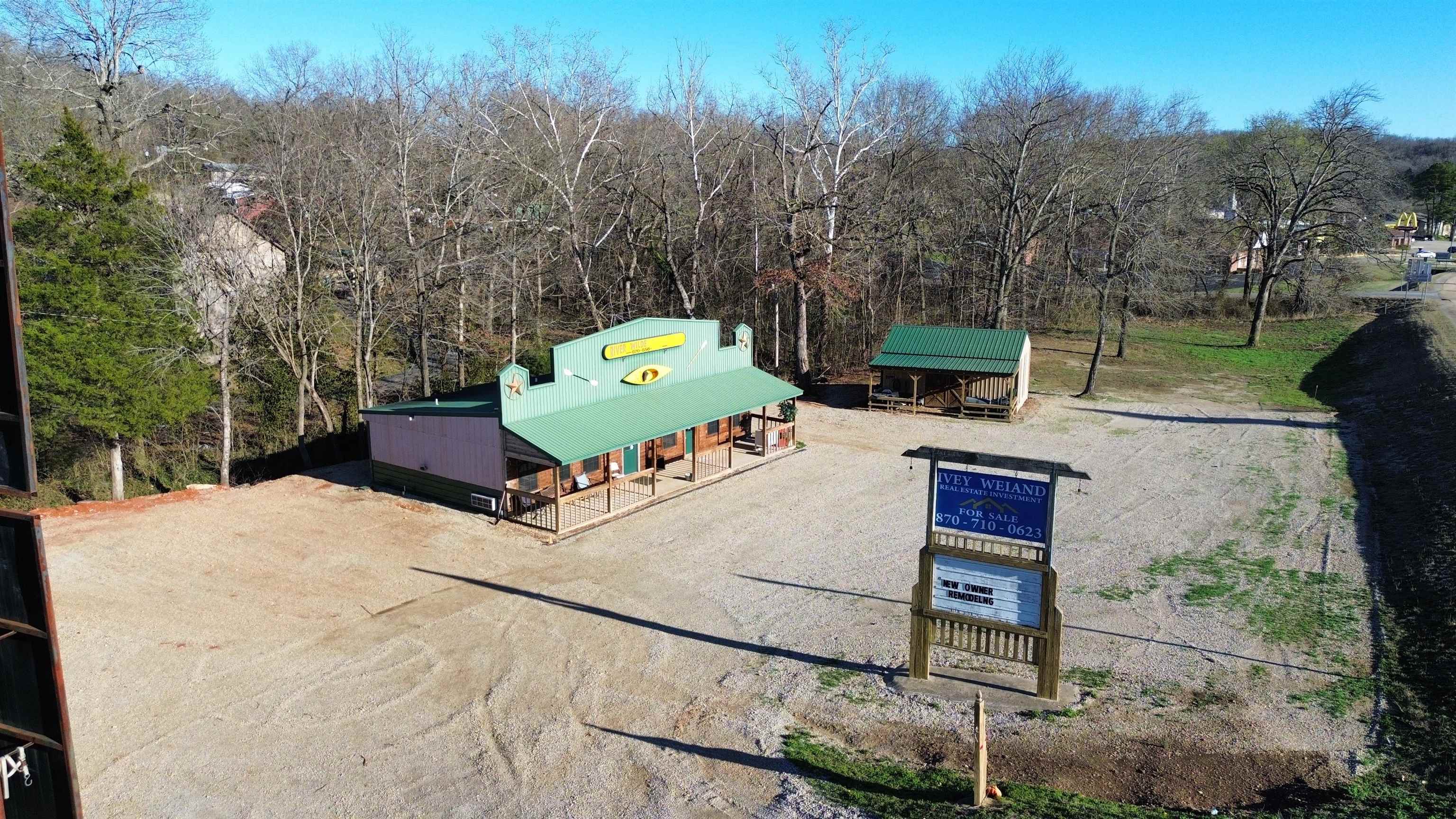 420 Highway 63  Hardy, AR