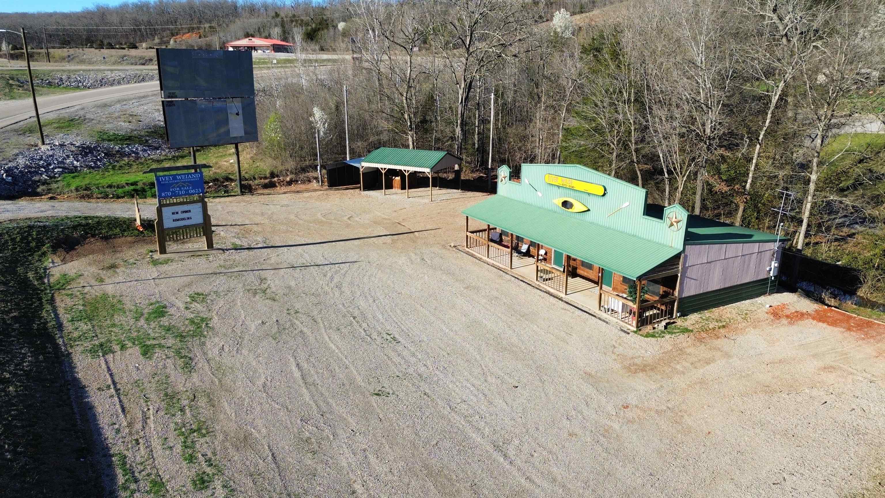 420 Highway 63  Hardy, AR