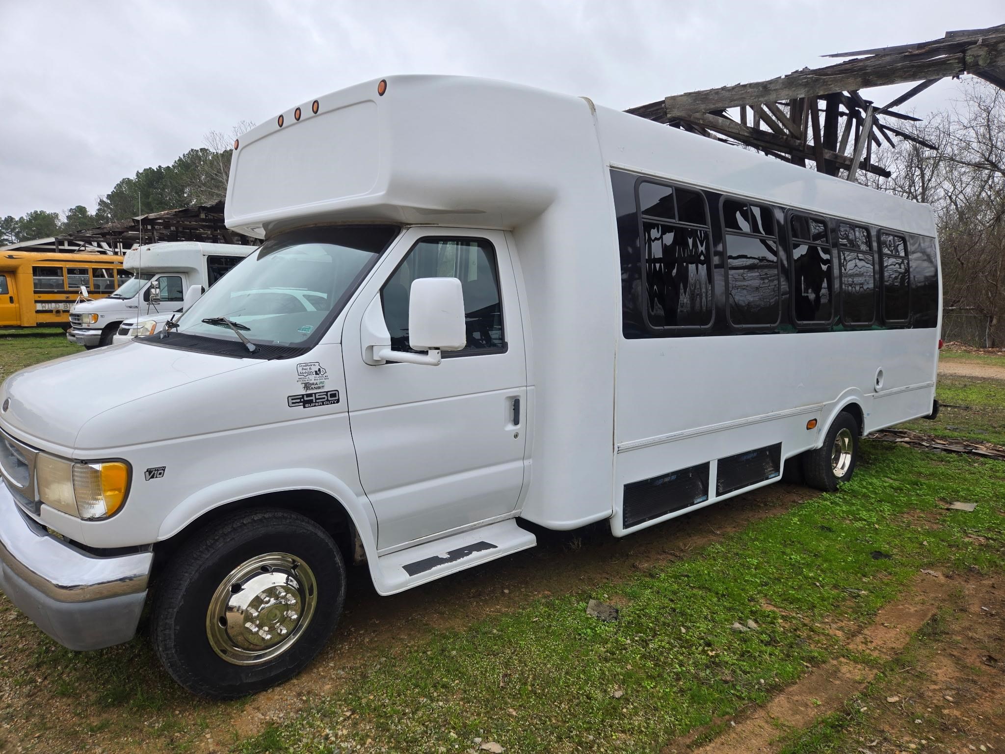 420 Highway 63  Hardy, AR