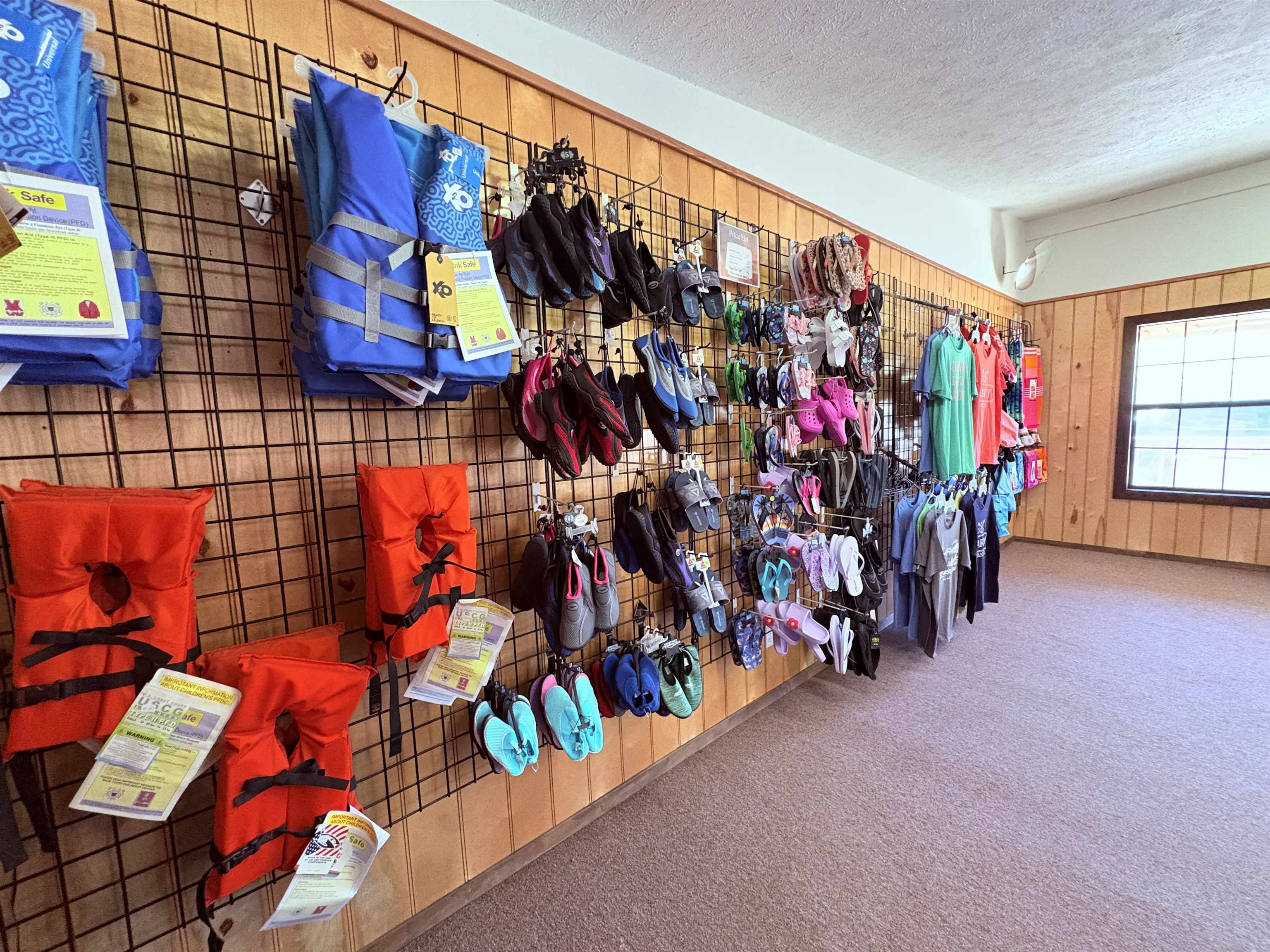 420 Highway 63  Hardy, AR