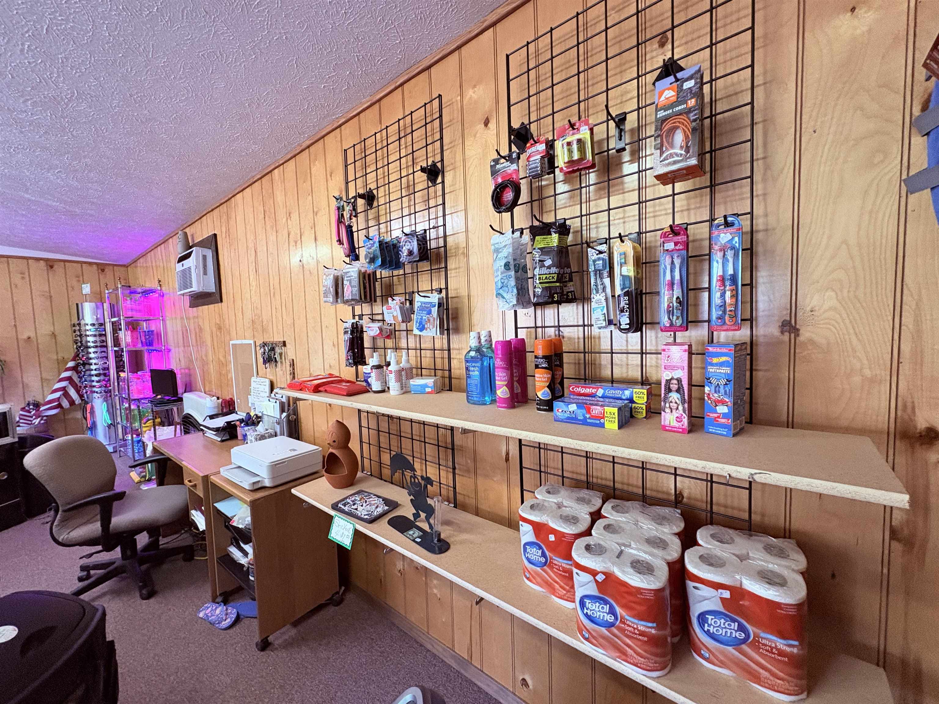 420 Highway 63  Hardy, AR
