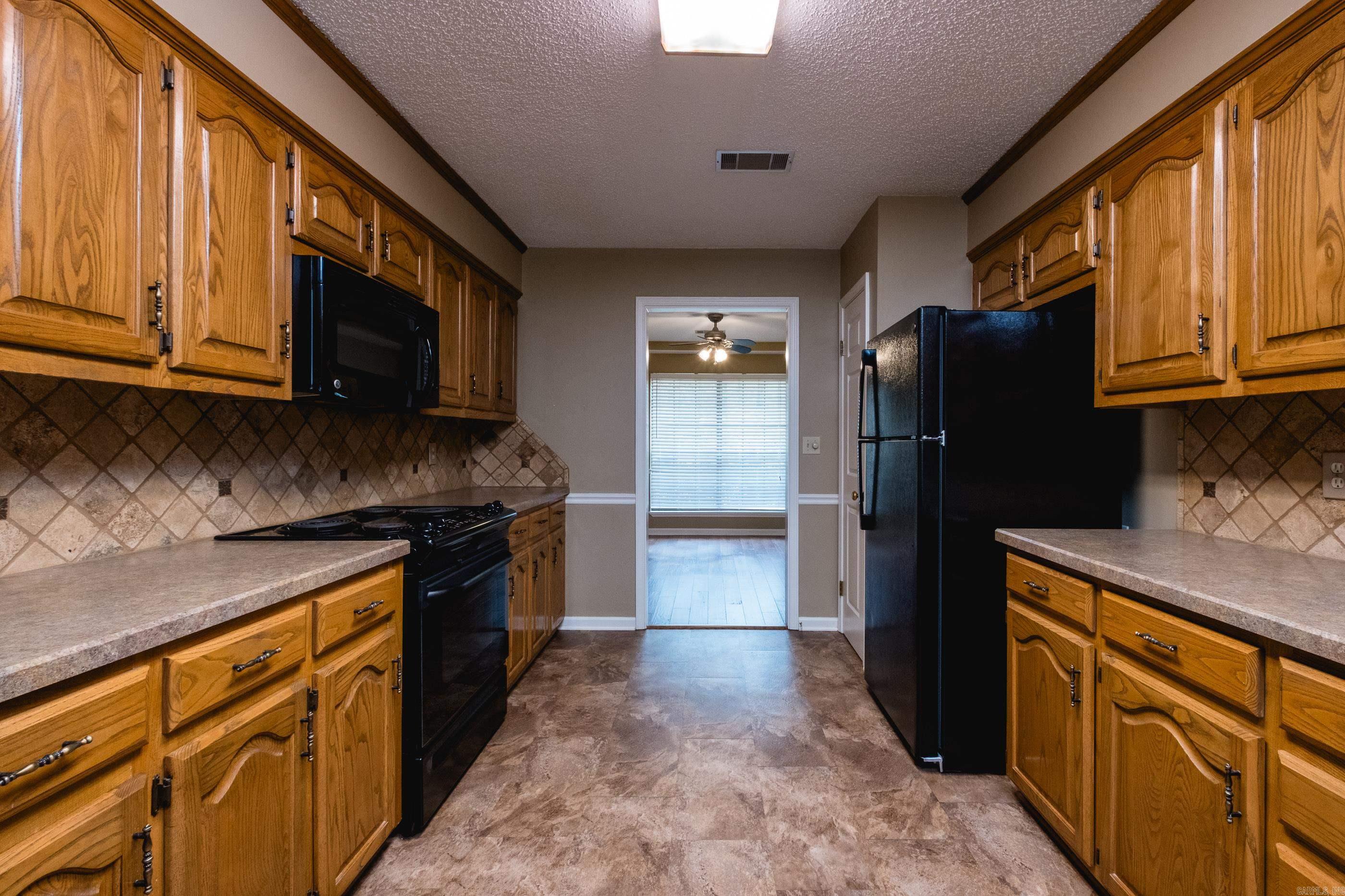 26 Blue Mountian  Maumelle, AR