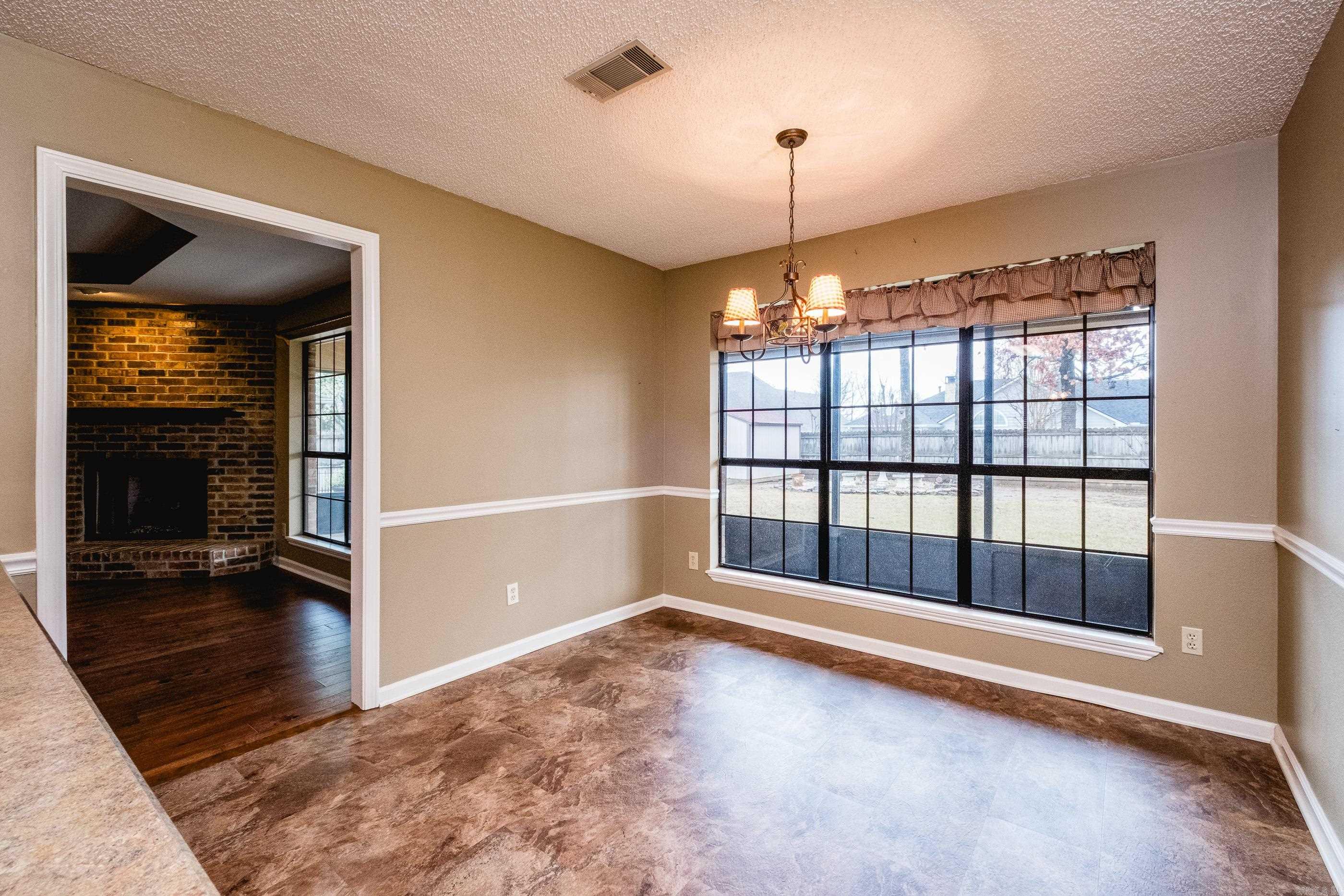 26 Blue Mountian  Maumelle, AR