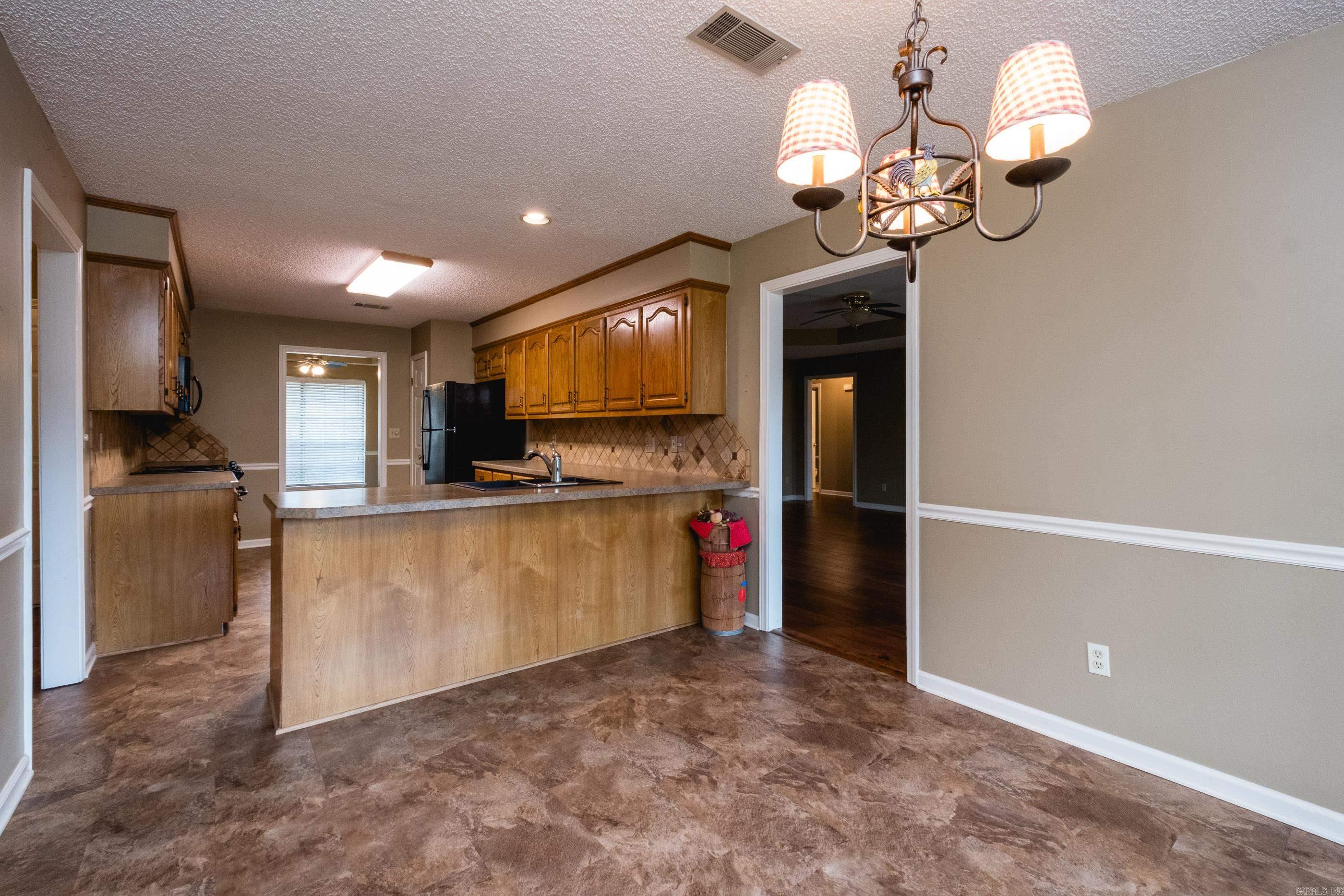 26 Blue Mountian  Maumelle, AR