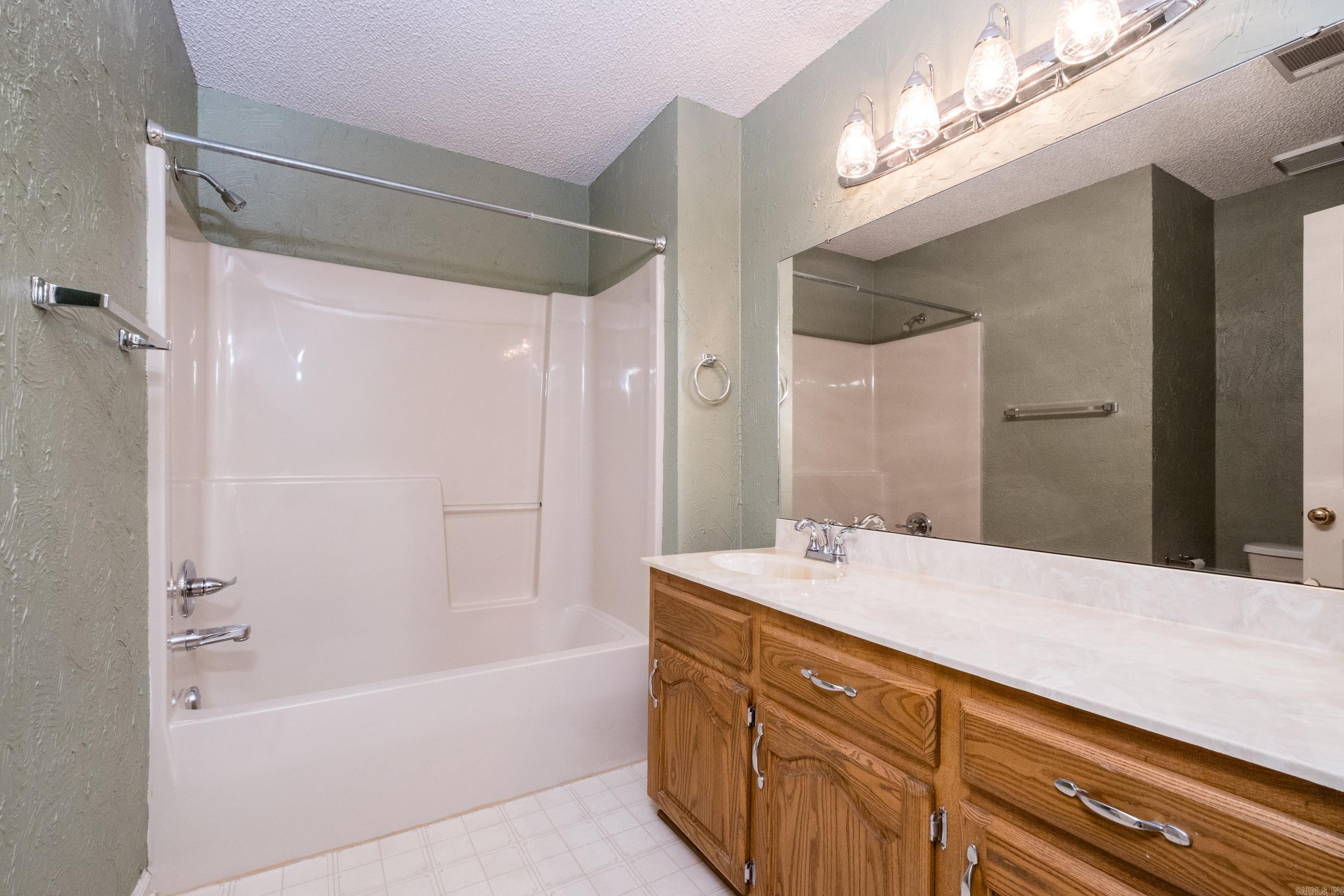 26 Blue Mountian  Maumelle, AR