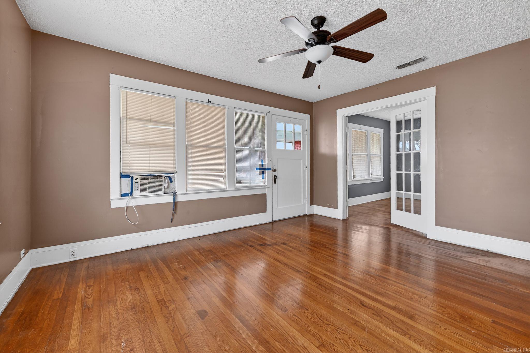 511 E Banks  England, AR