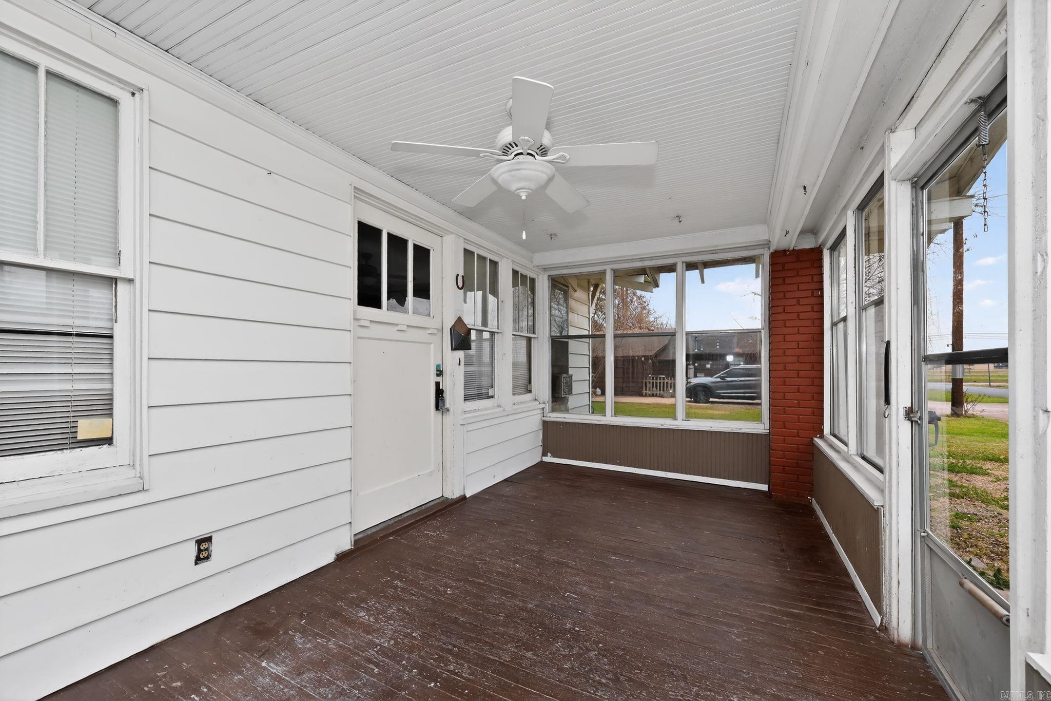 511 E Banks  England, AR