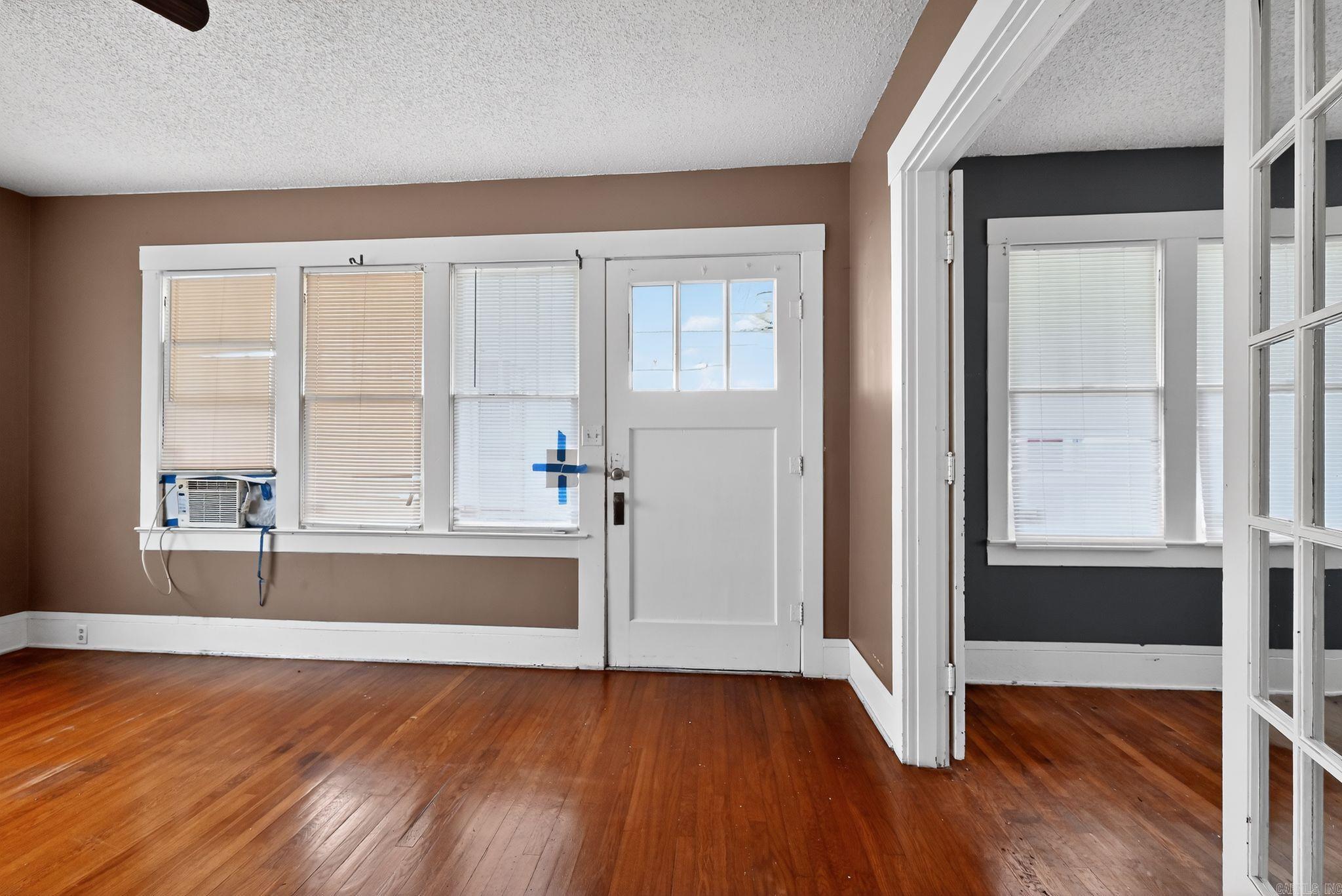 511 E Banks  England, AR