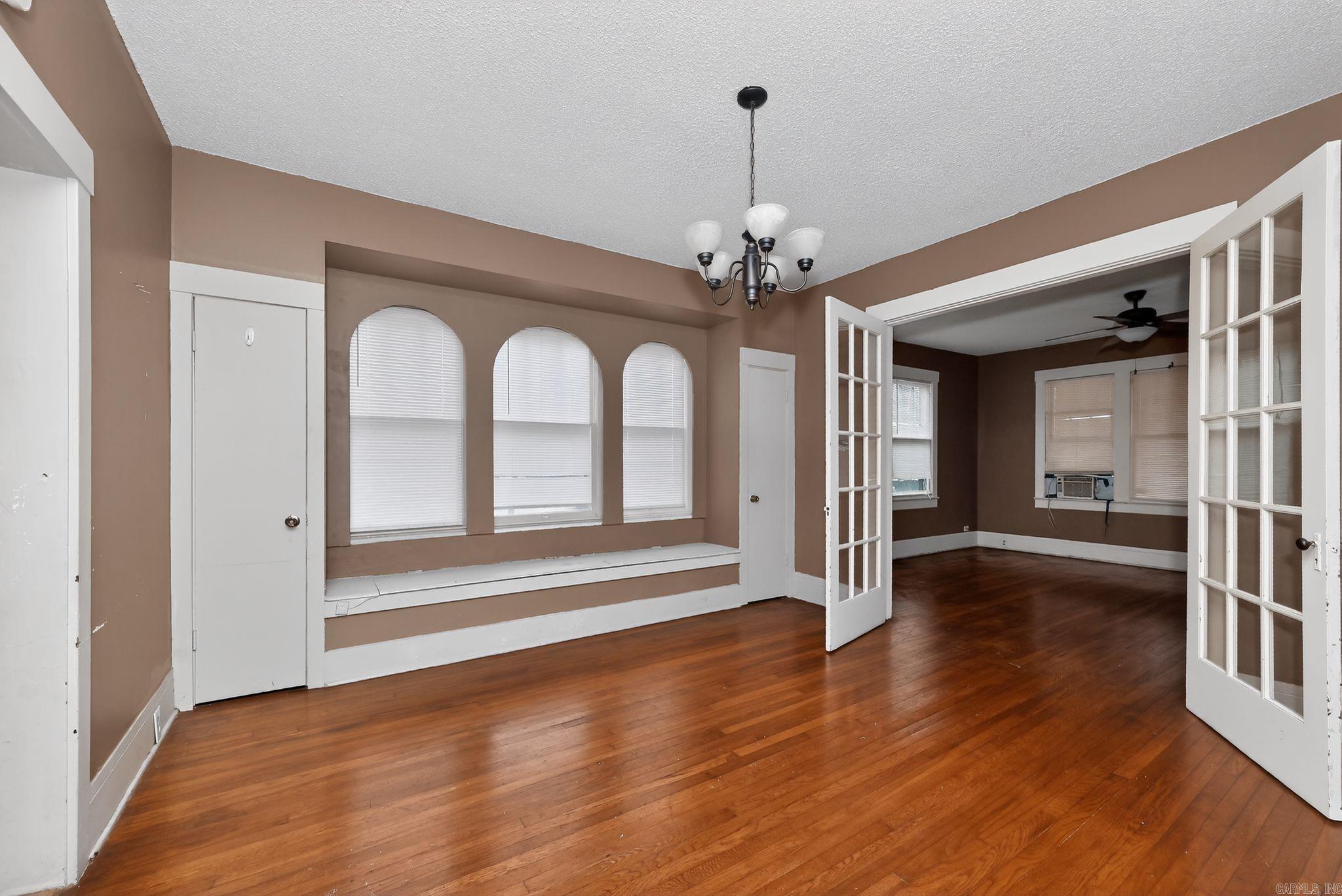 511 E Banks  England, AR