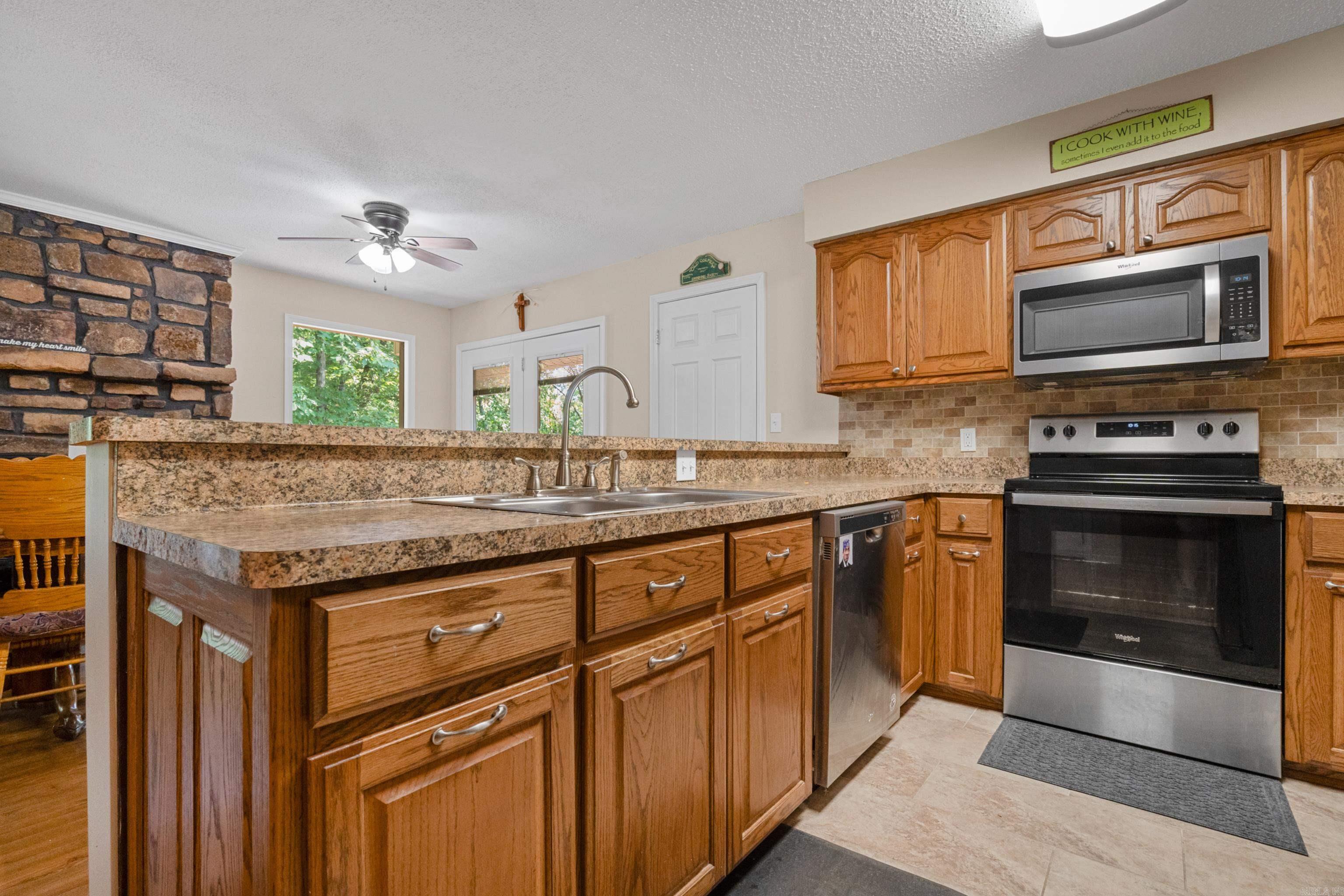 4 Vitoria  Hot Springs Village, AR