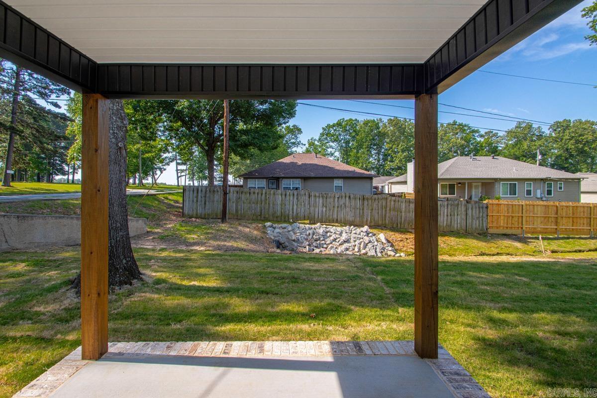 214 Pineview  Sherwood, AR