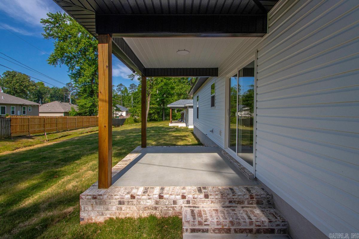 214 Pineview  Sherwood, AR