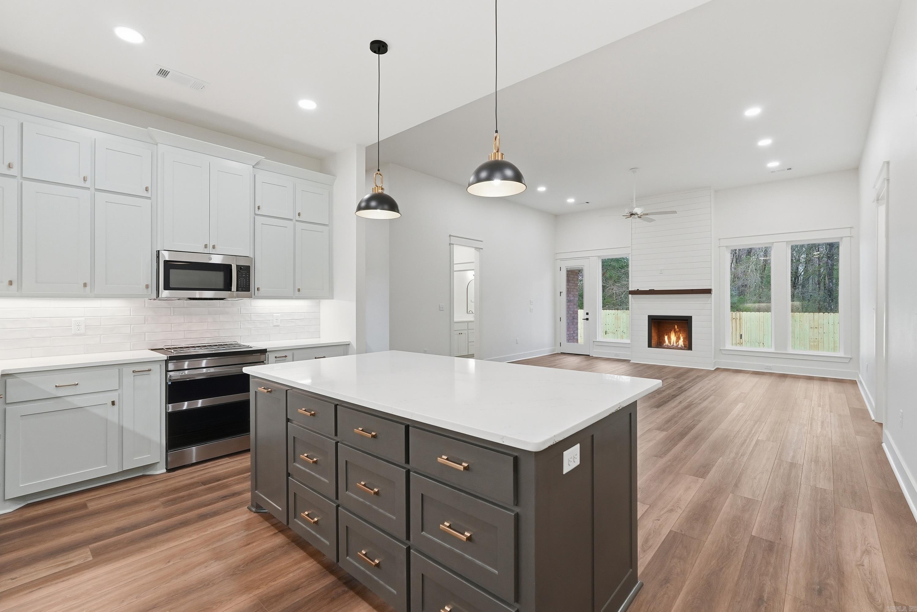 47 Sunset  Morrilton, AR