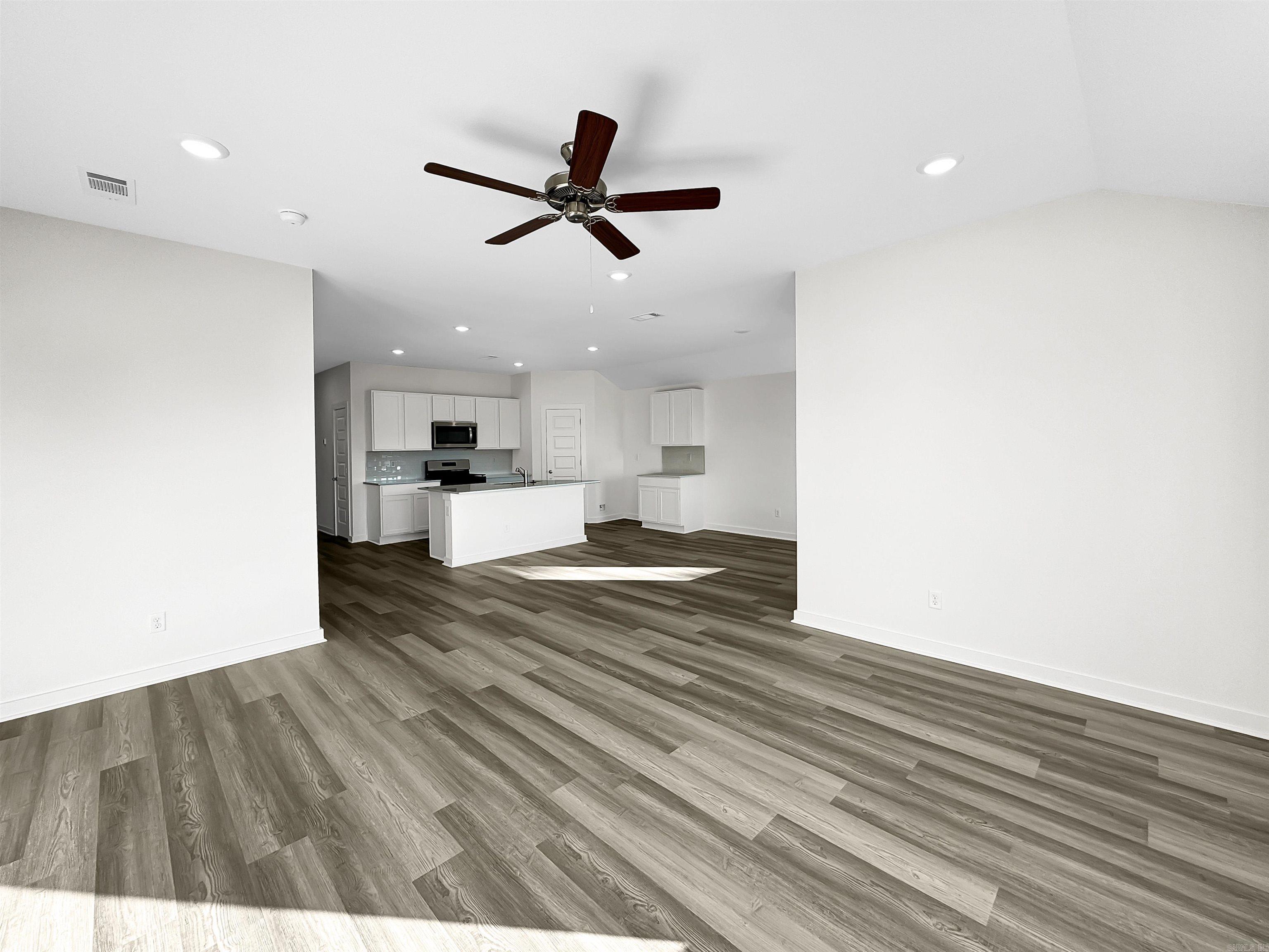 6332 Warwick Drive Bryant, AR 72002