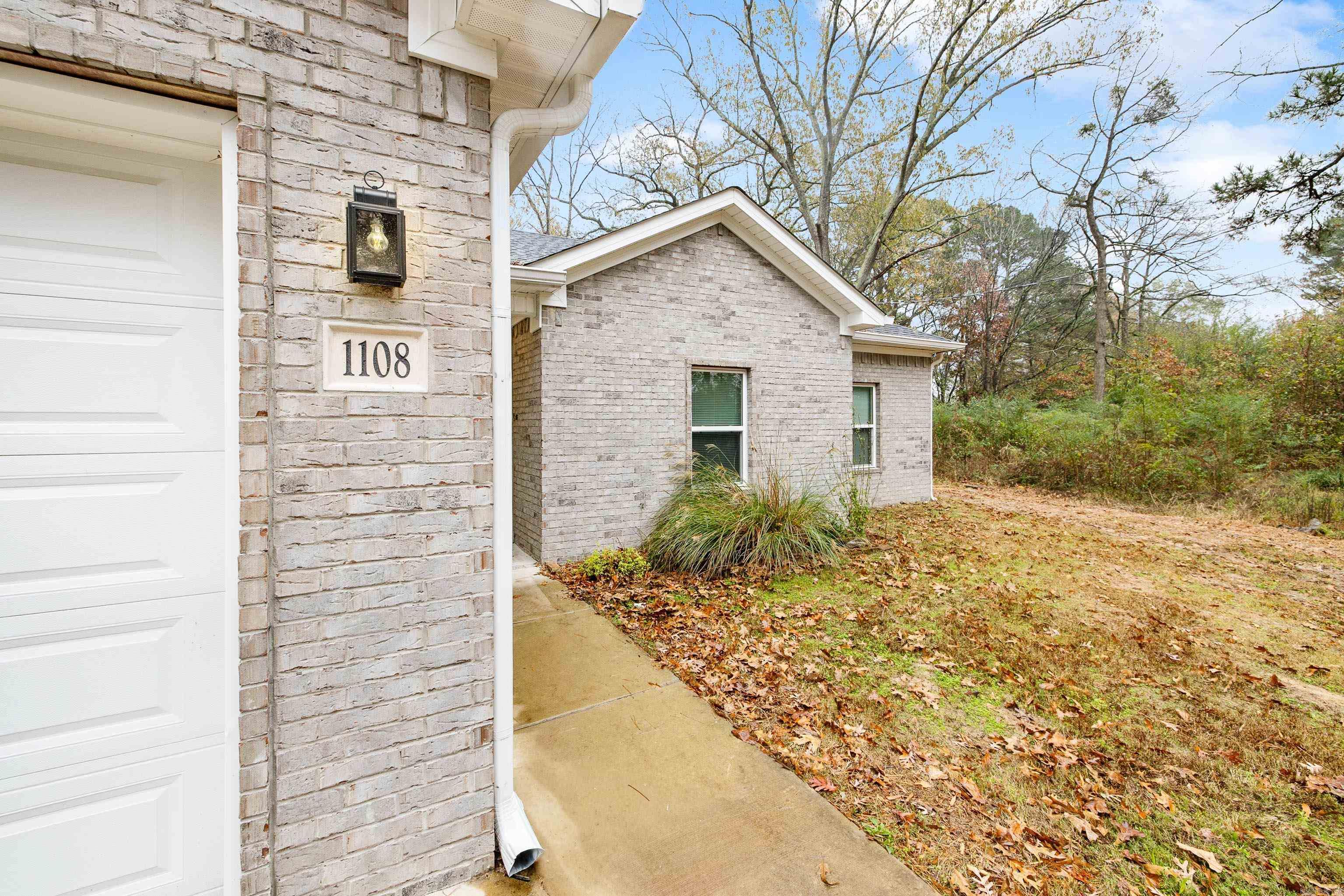 1108 Ike  Benton, AR