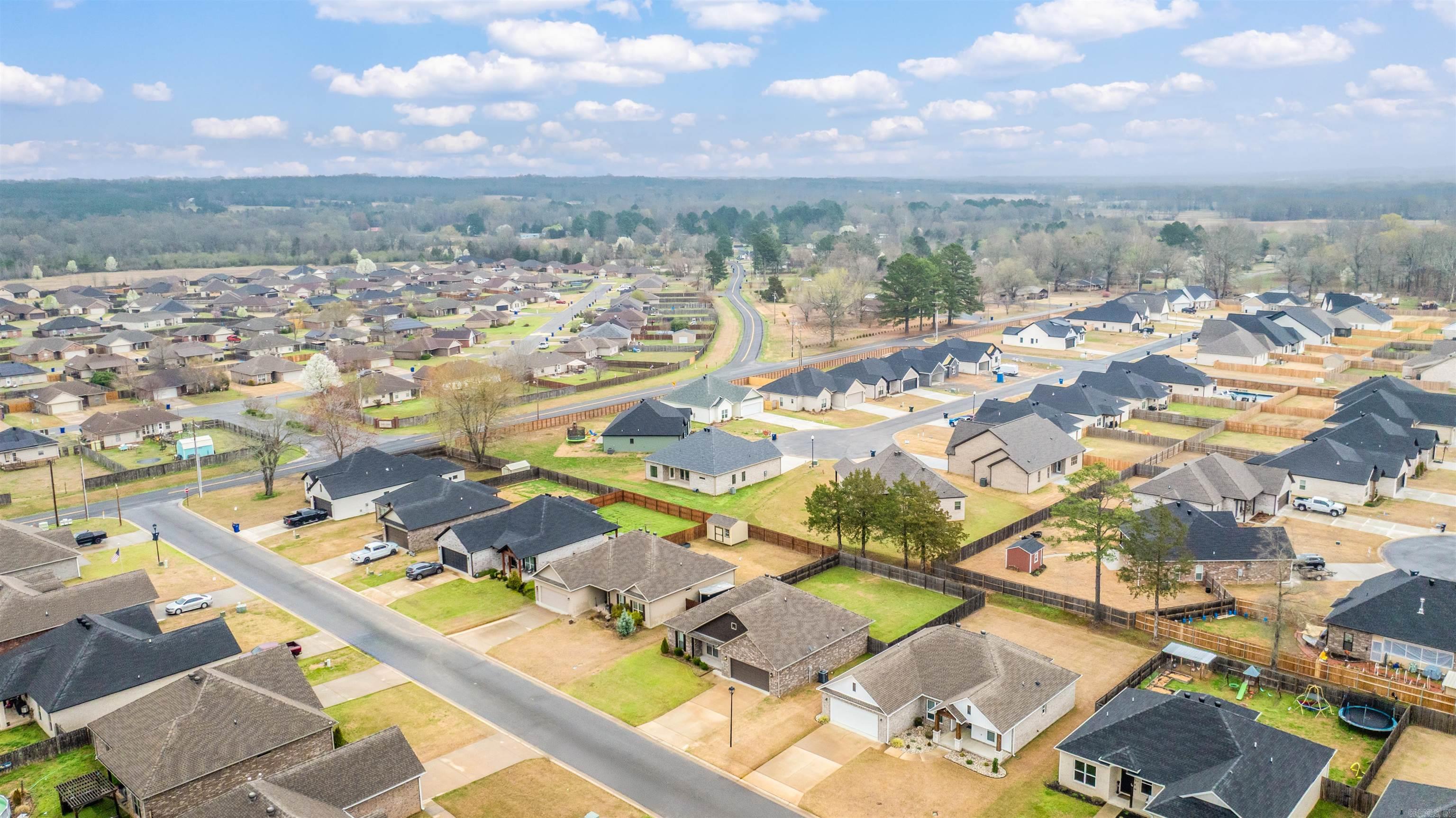 10 Clover Leaf  Greenbrier, AR