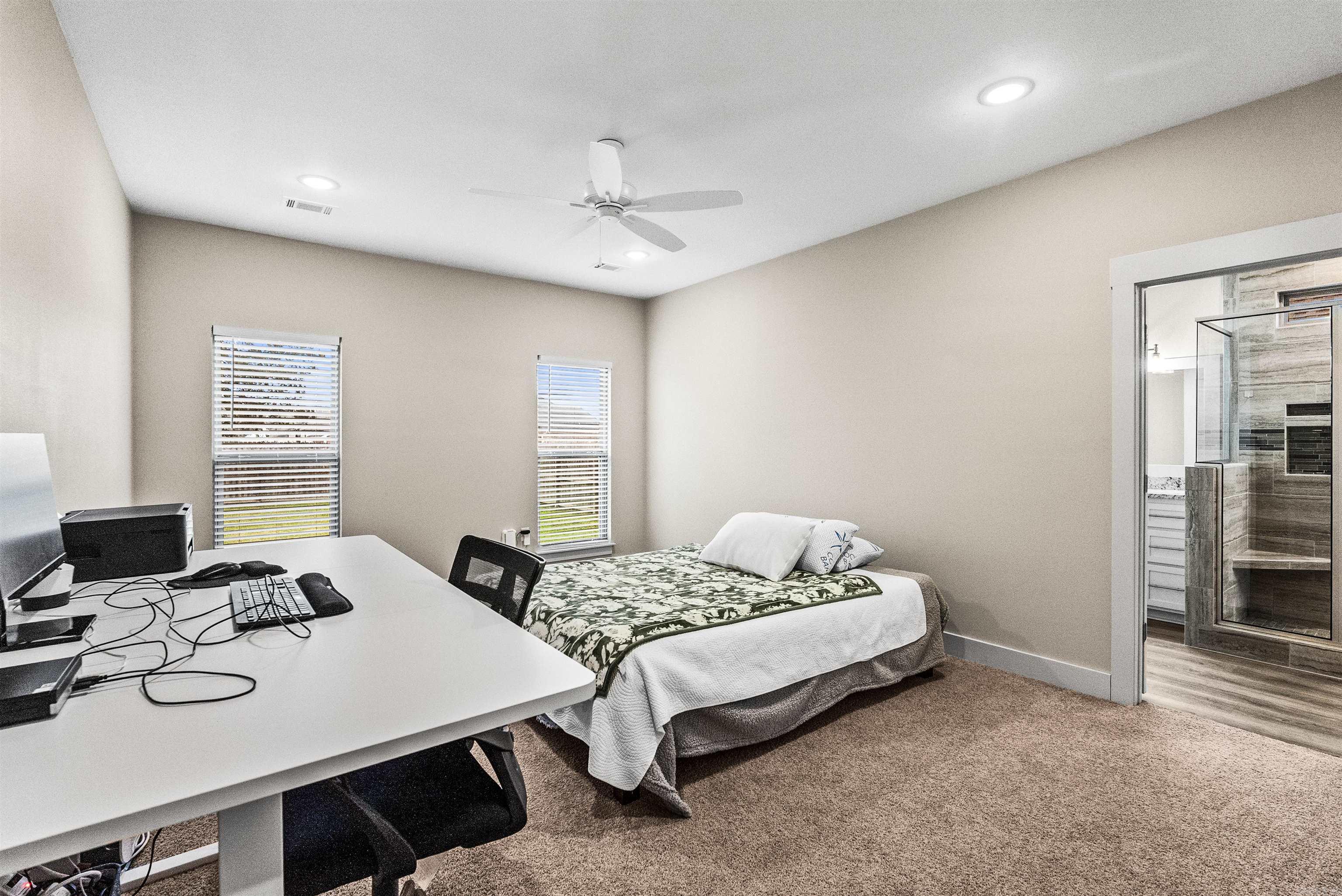 10 Clover Leaf  Greenbrier, AR