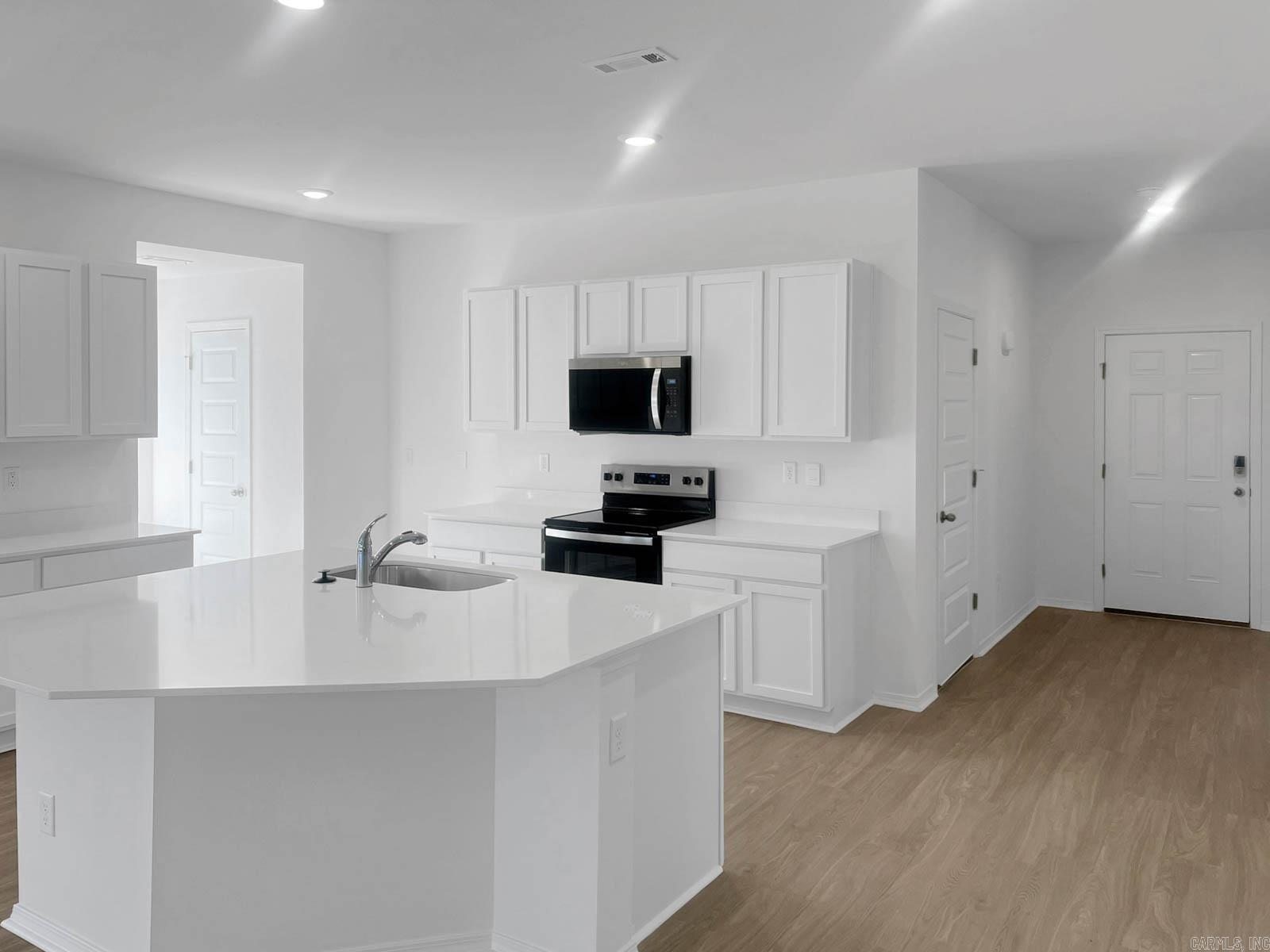 6308 Warwick Drive Bryant, AR 72002