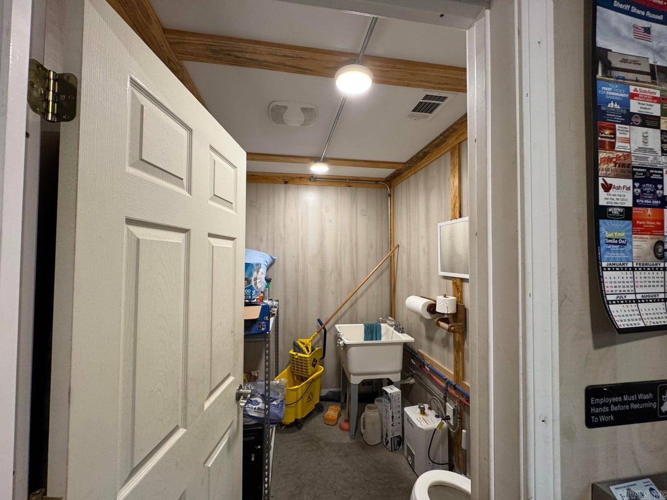 127 U.S. 62  Ash Flat, AR