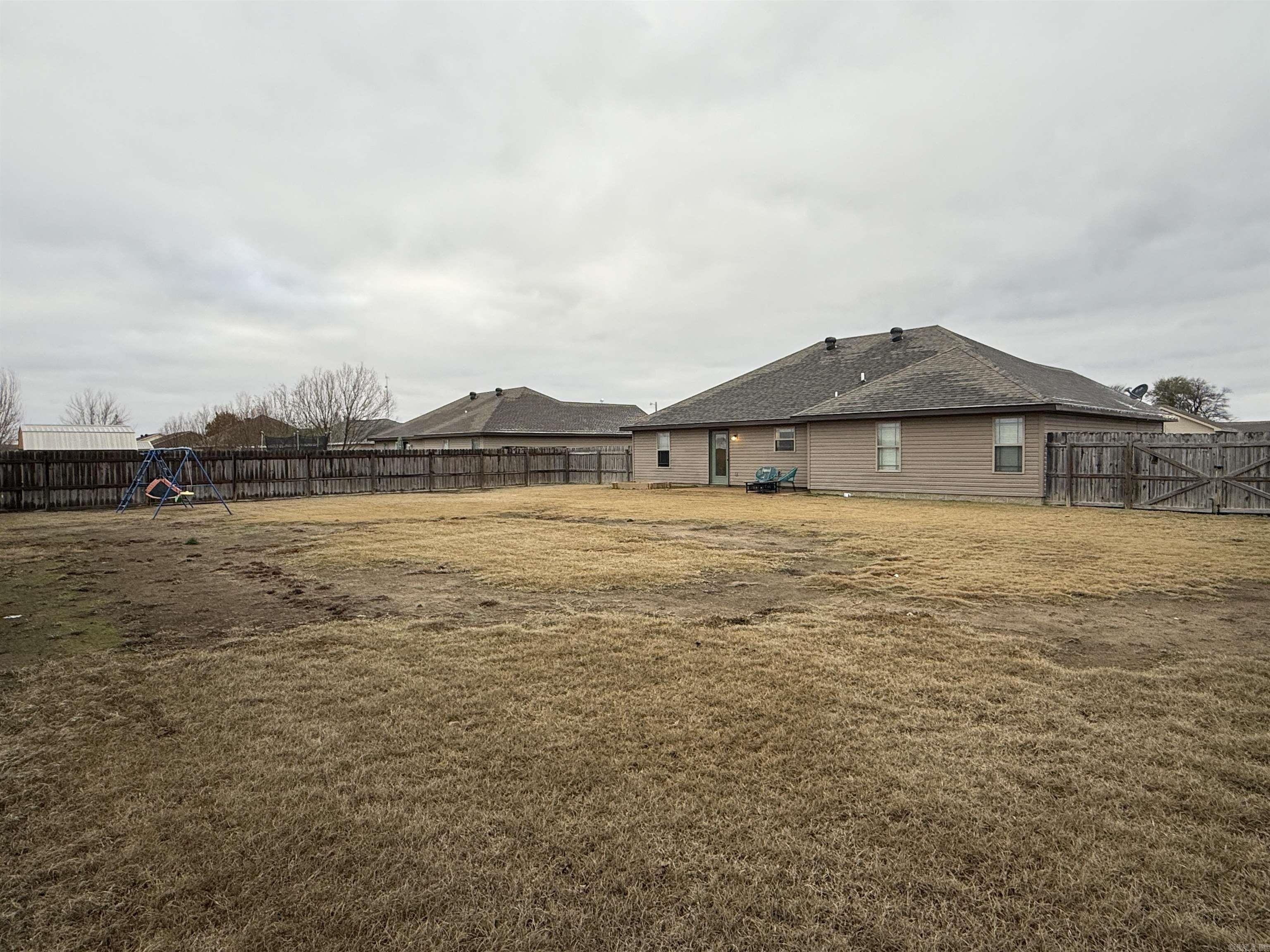 73 Jackson  Lake City, AR