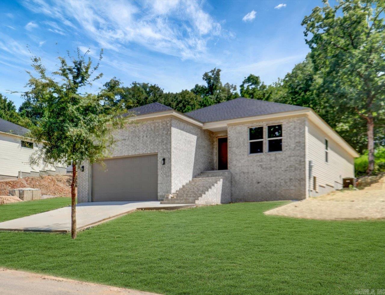 312 Columbia Hills  Hot Springs, AR