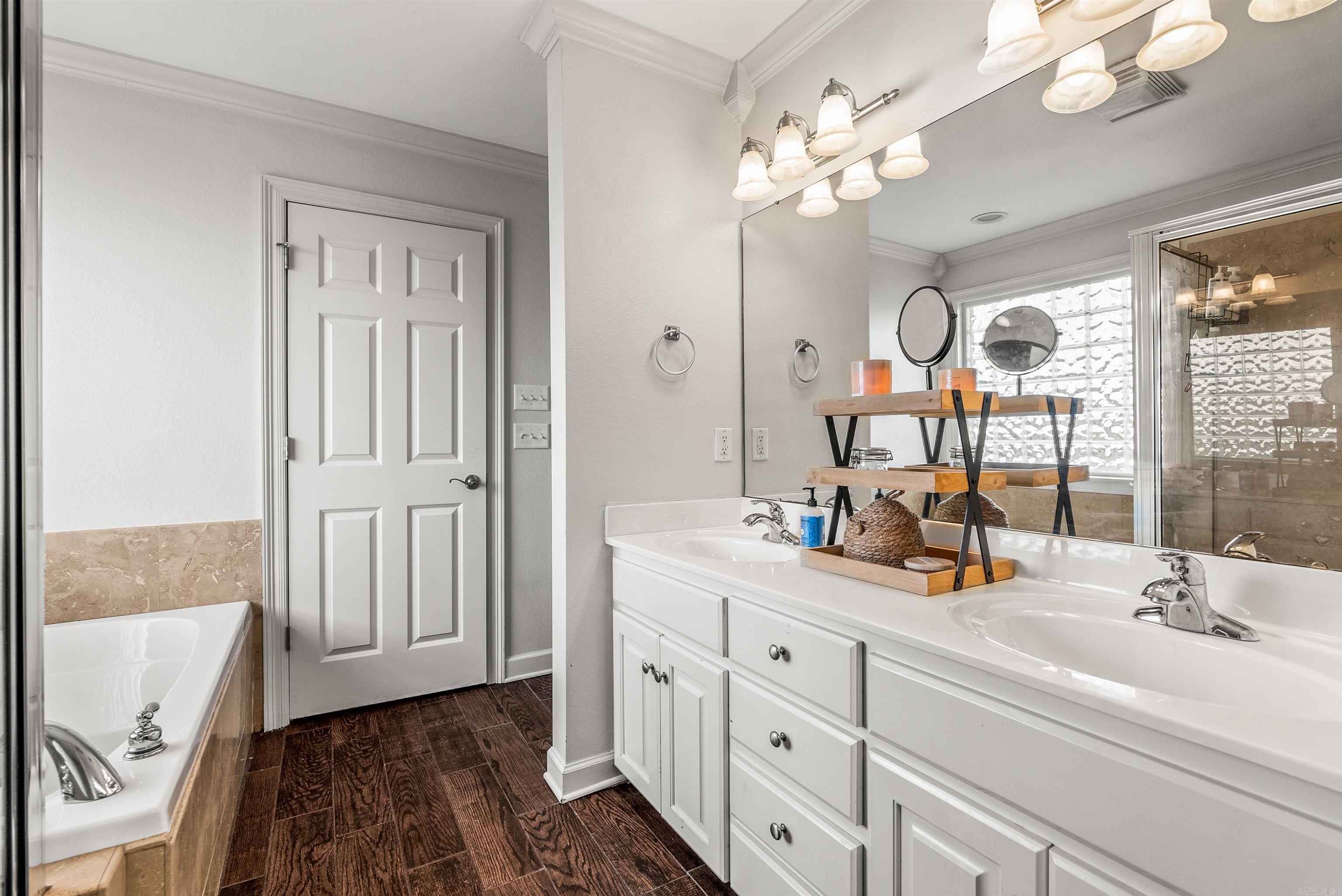 1760 Wysteria  Conway, AR