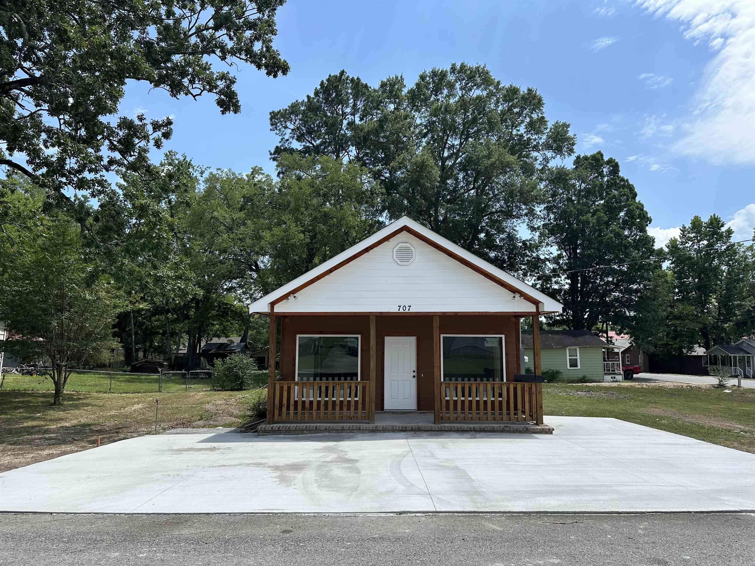 707 Schley  Benton, AR