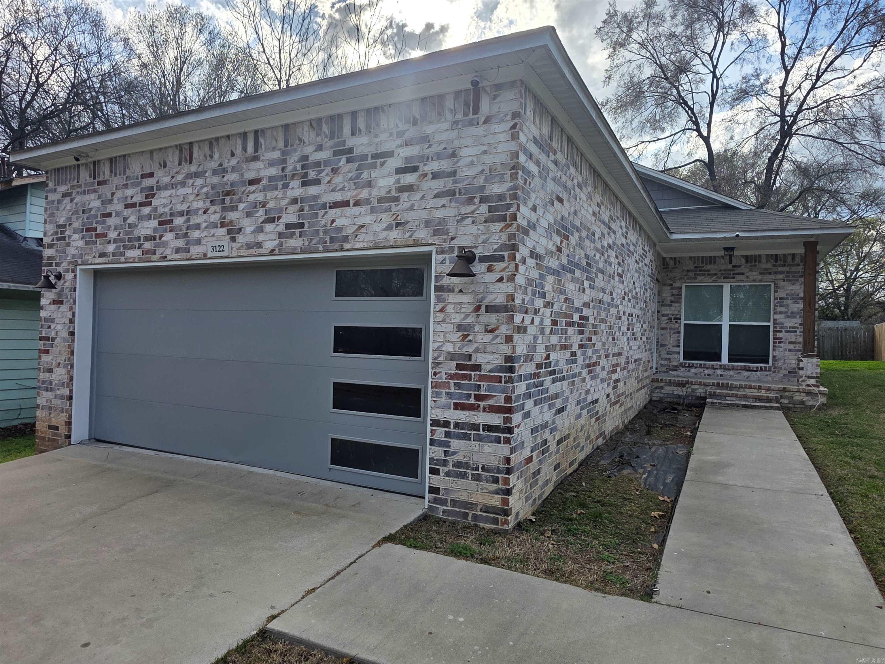 3122 Main  Little Rock, AR