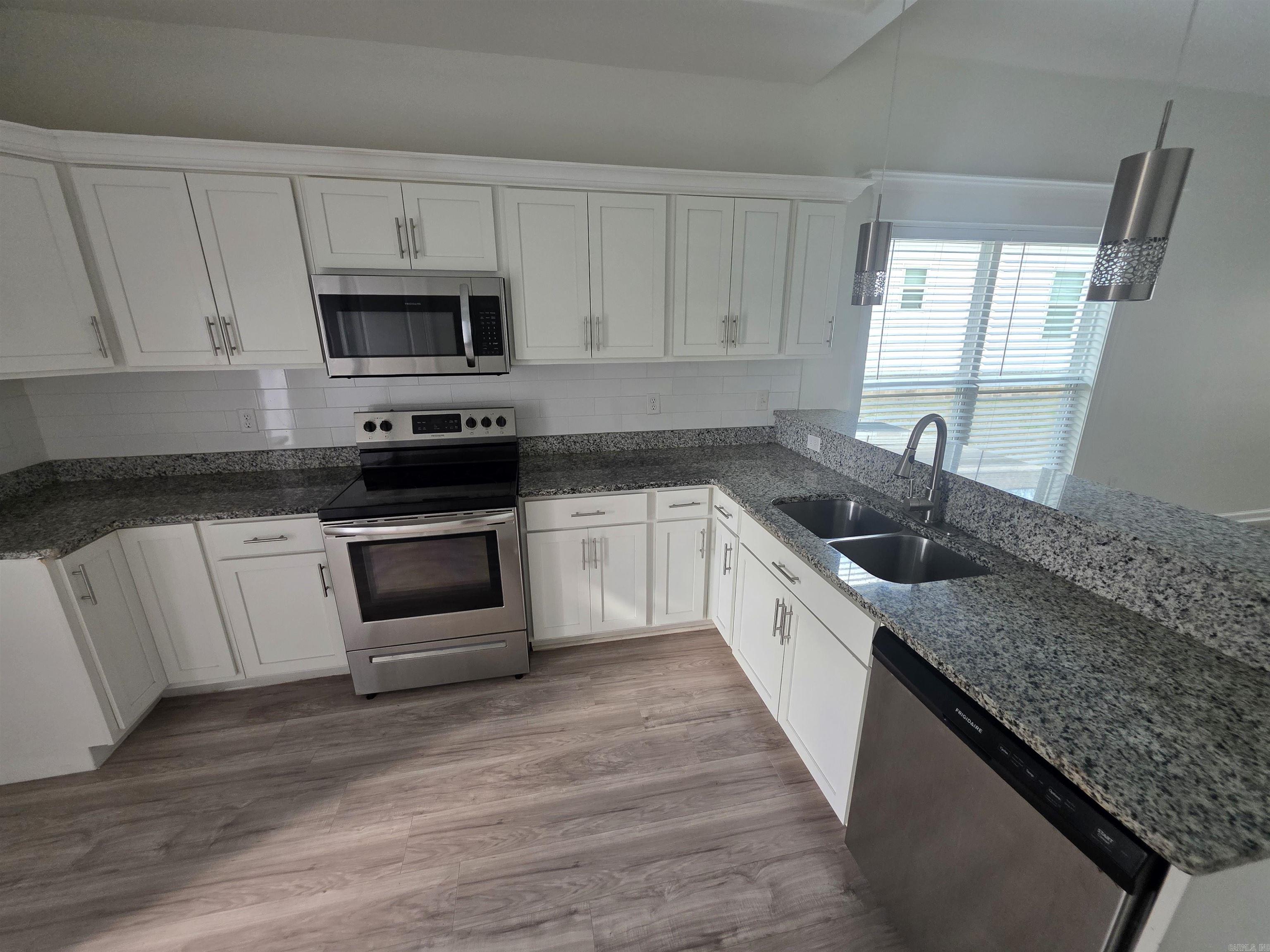 3122 Main  Little Rock, AR