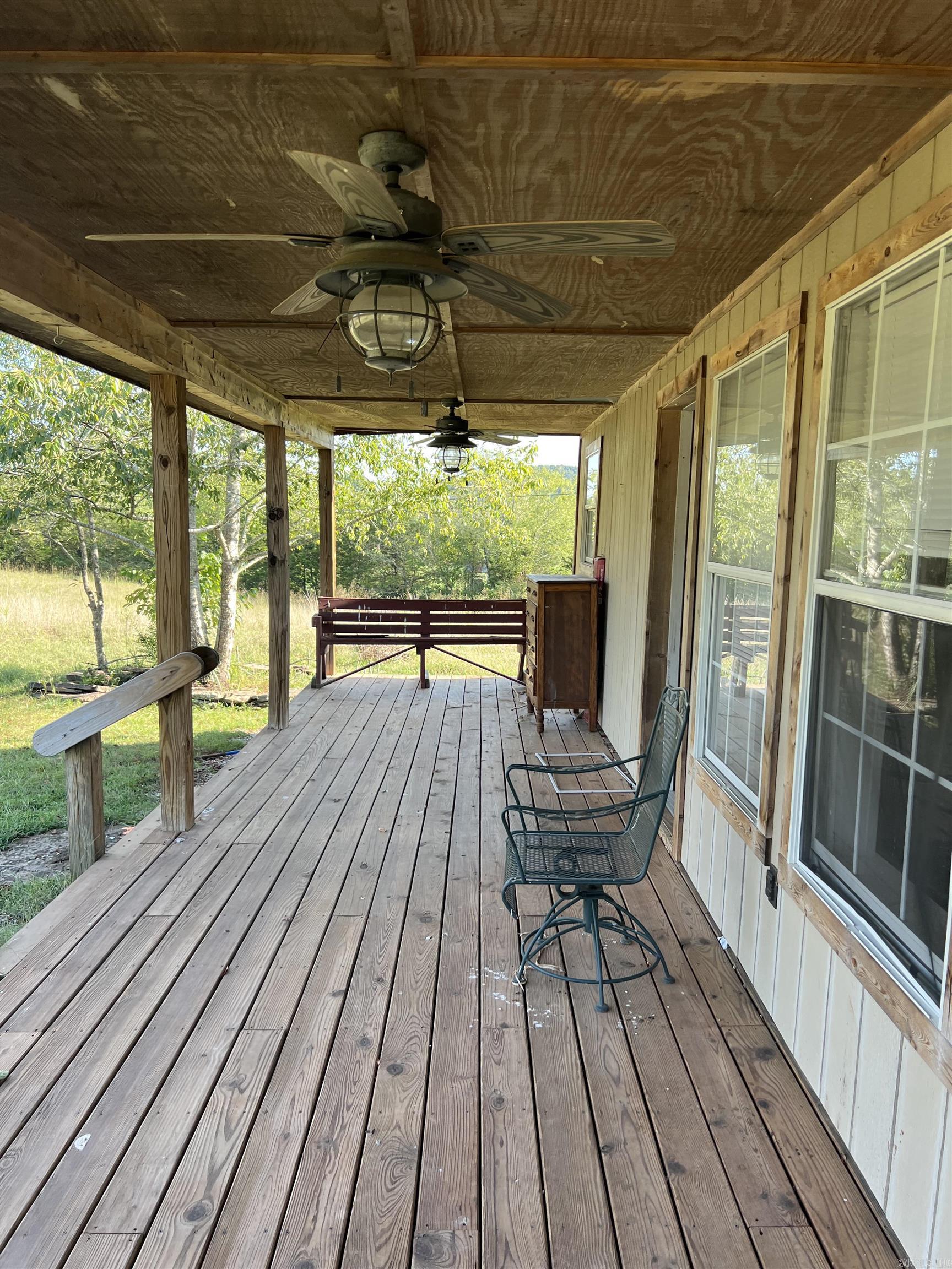 1435 Burnt Ridge Rd (Cabin)  Shirley, AR