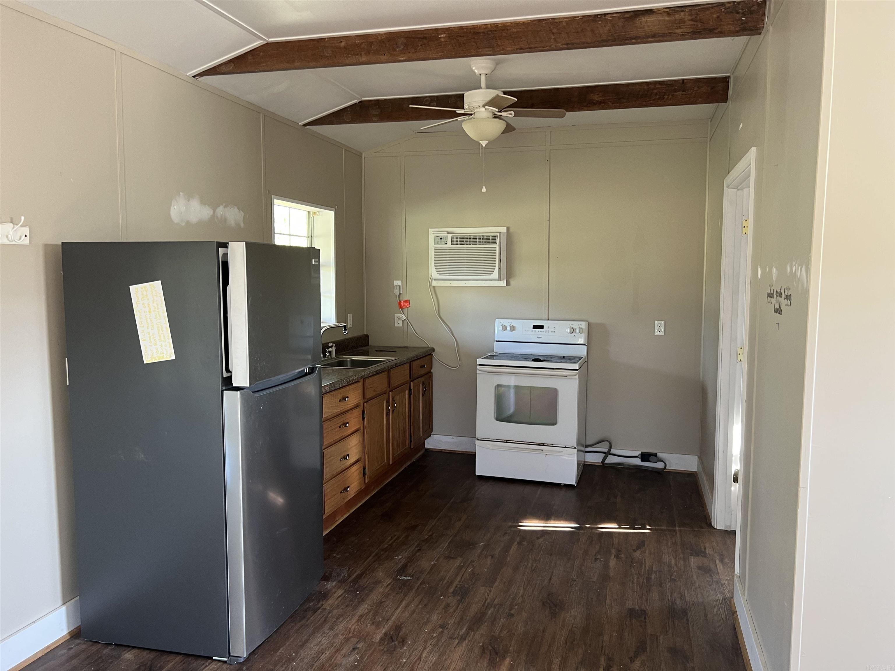 1435 Burnt Ridge Rd (Cabin)  Shirley, AR