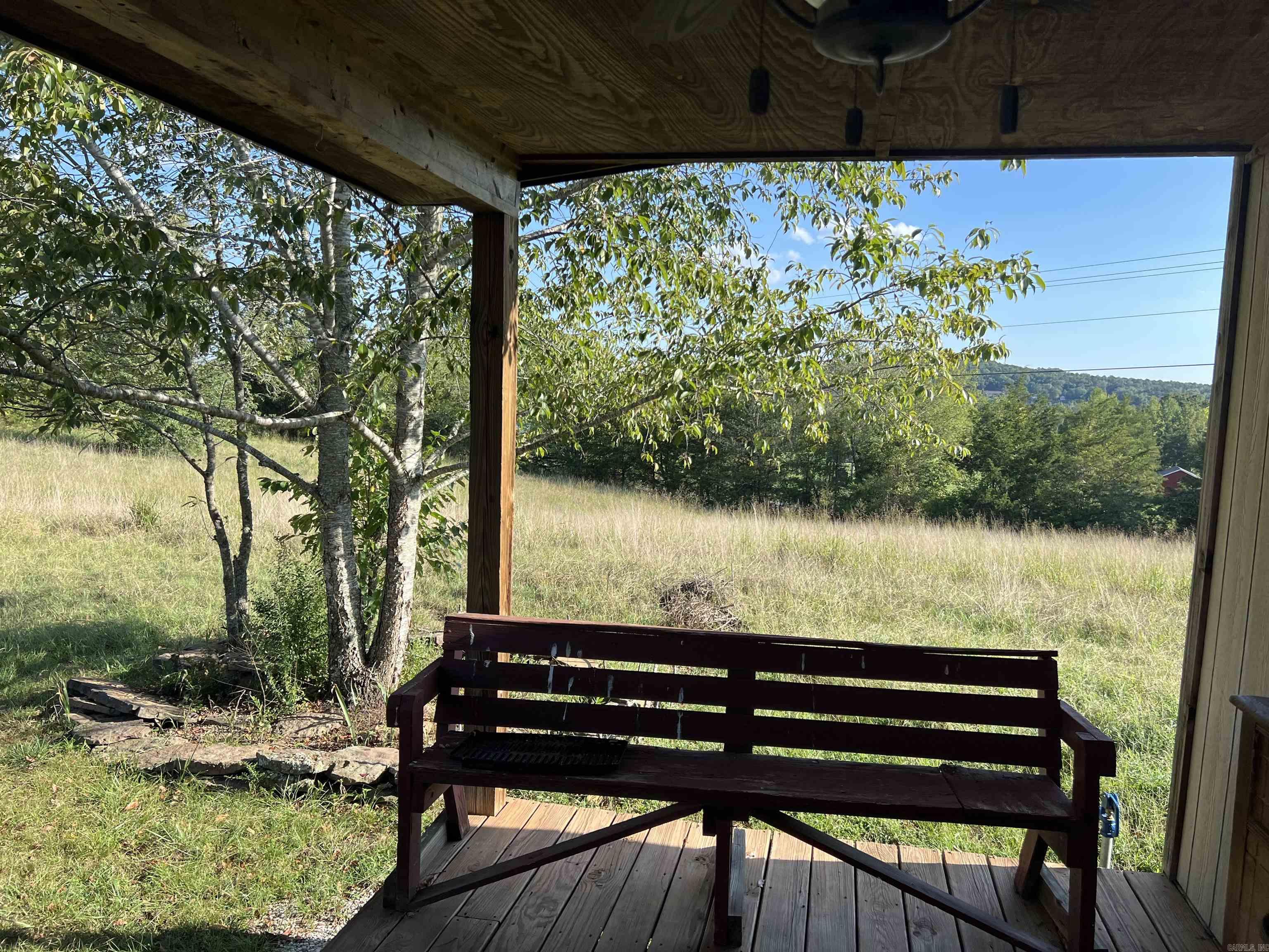 1435 Burnt Ridge Rd (Cabin)  Shirley, AR