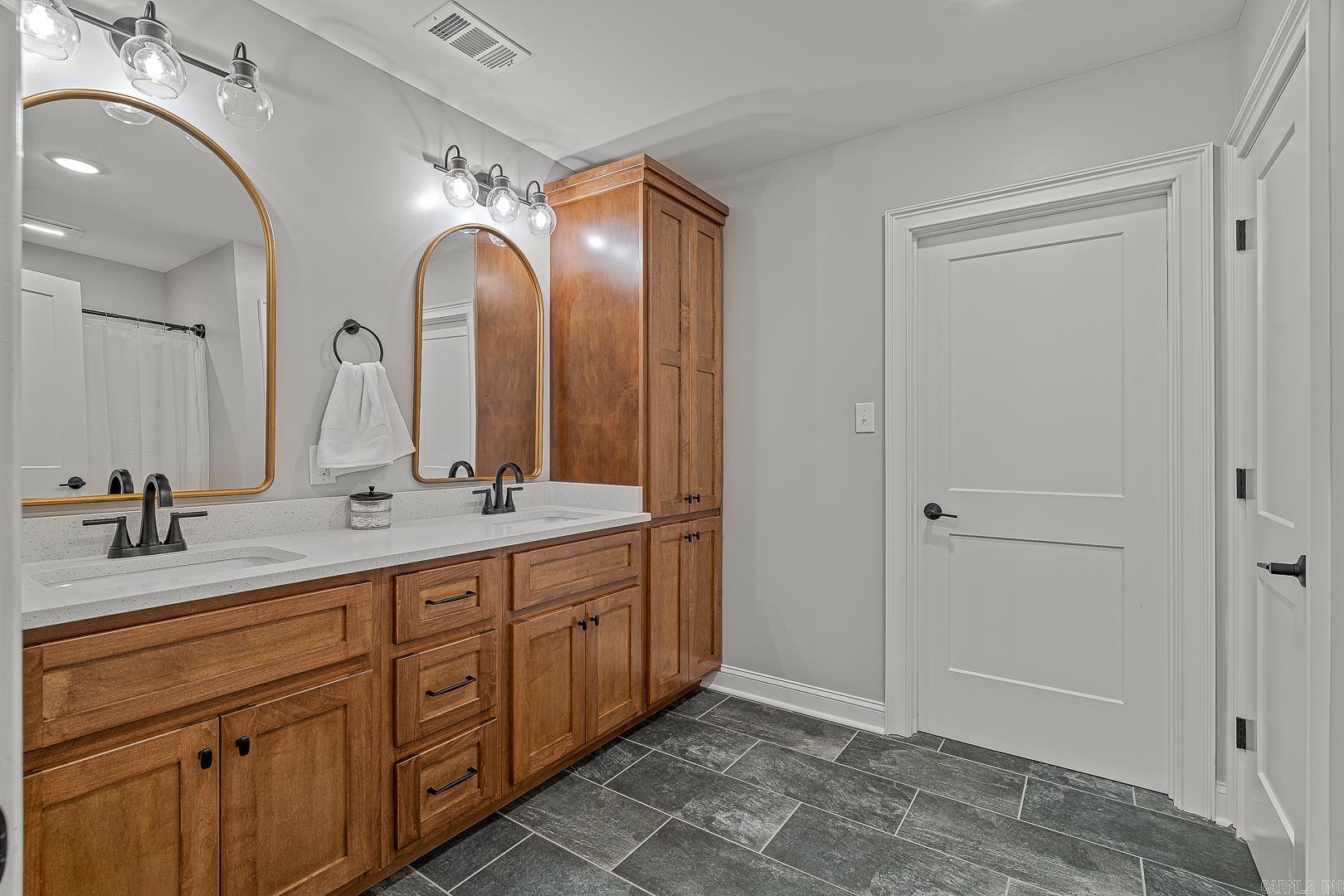 155 CR 7599  Jonesboro, AR