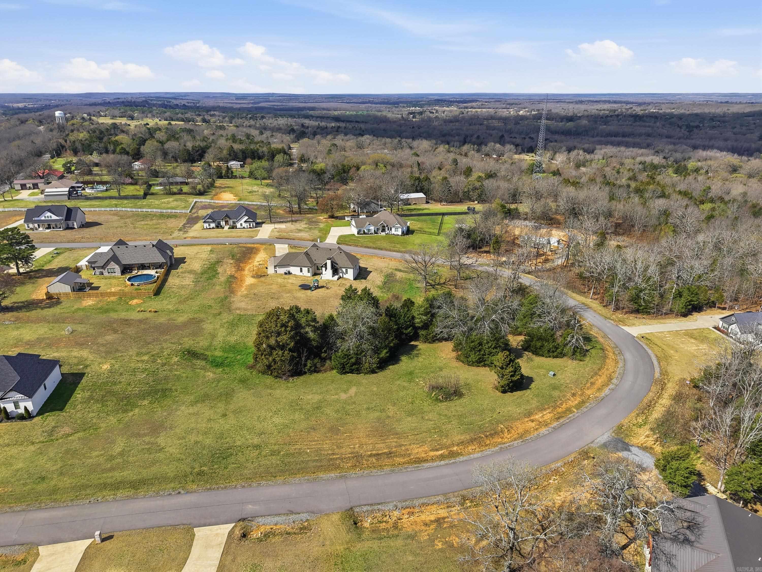 13 Pear  Greenbrier, AR