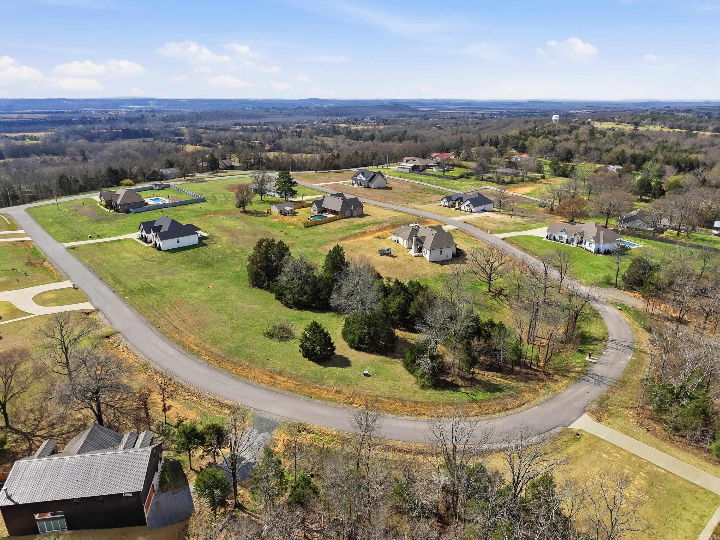 13 Pear  Greenbrier, AR