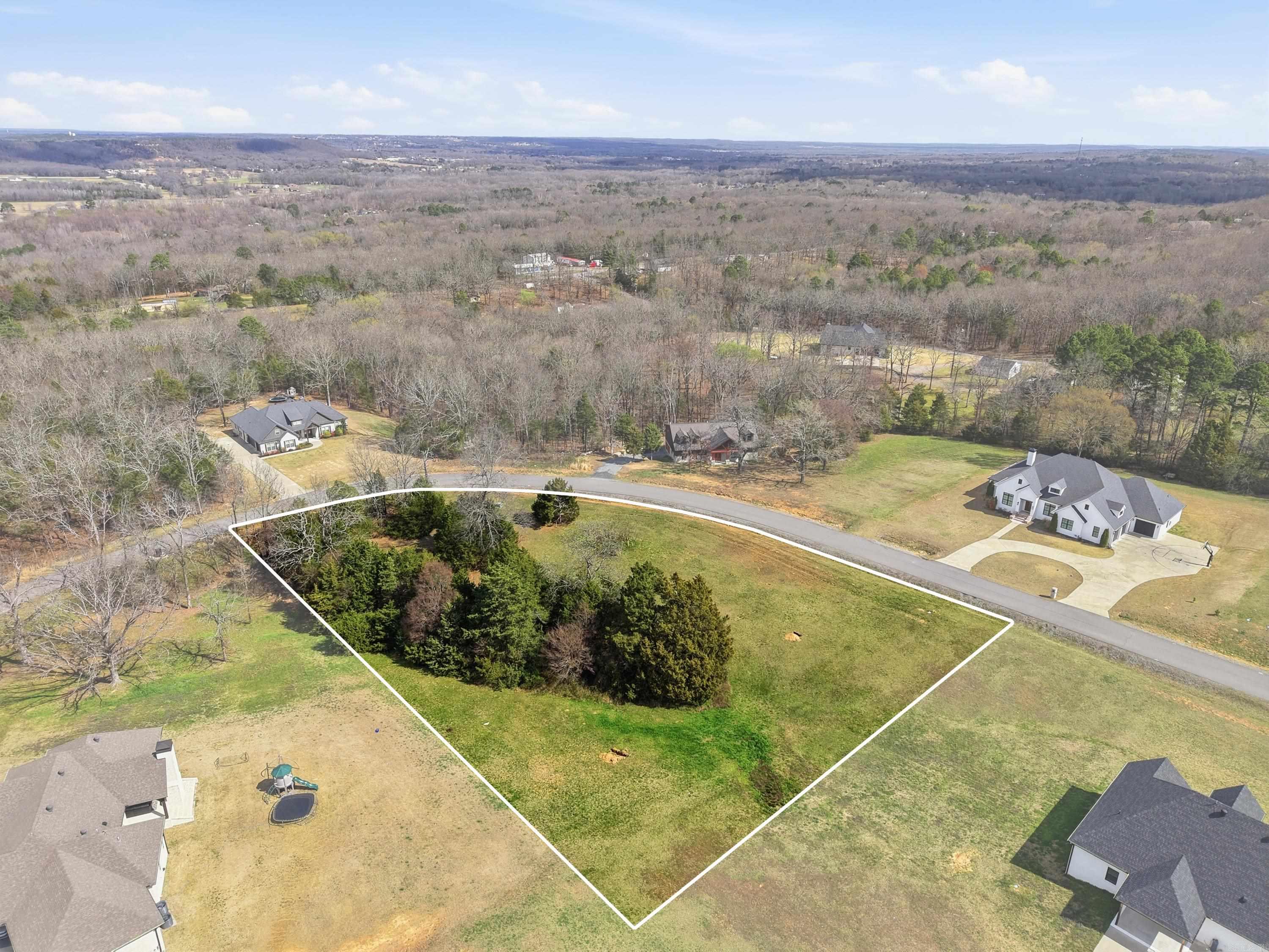 13 Pear  Greenbrier, AR