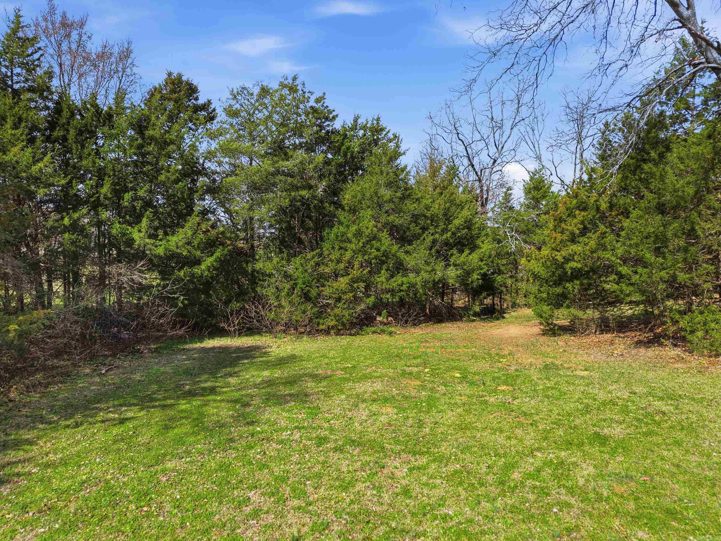 13 Pear  Greenbrier, AR