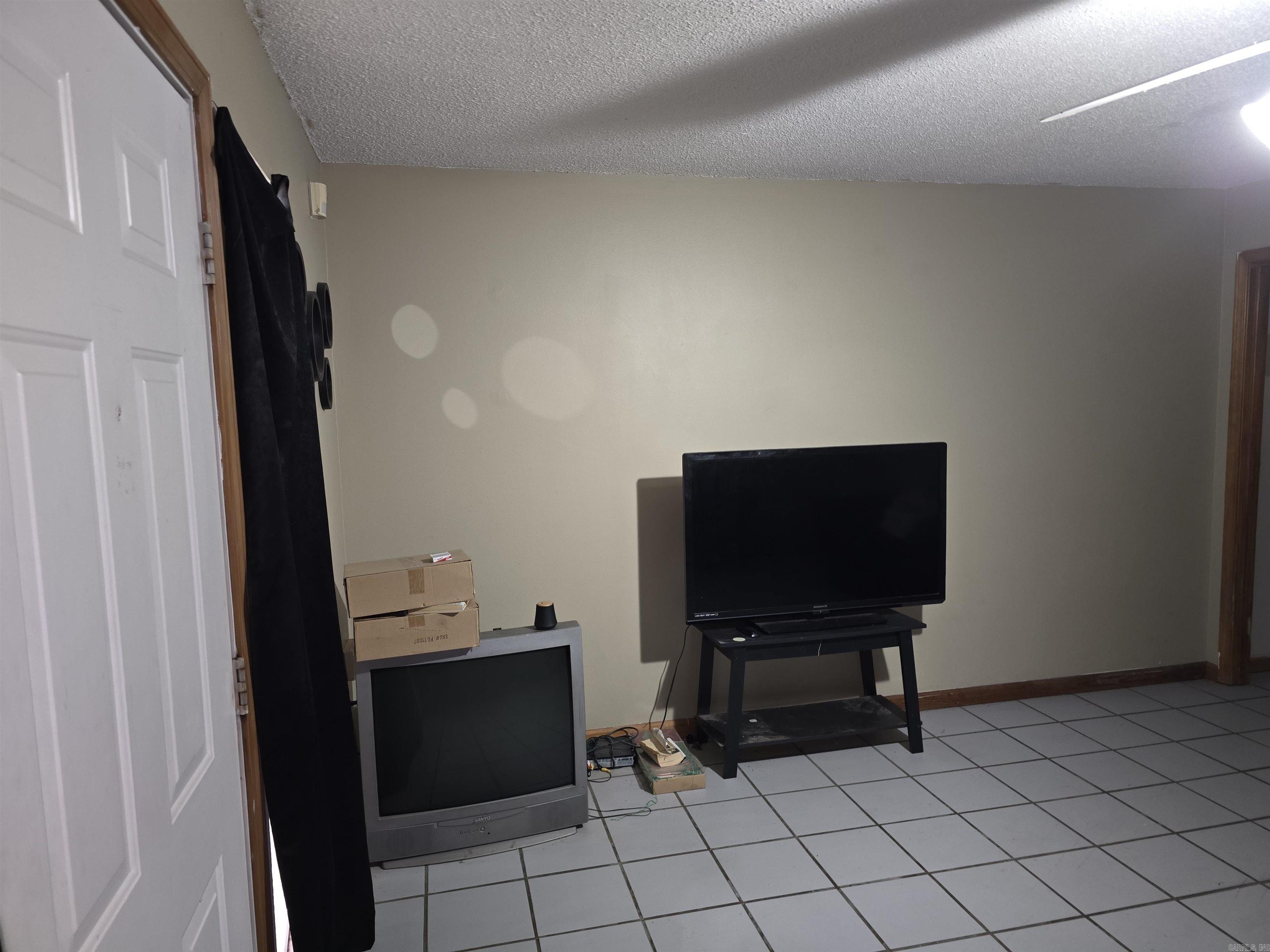 27 Edgehill  Maumelle, AR