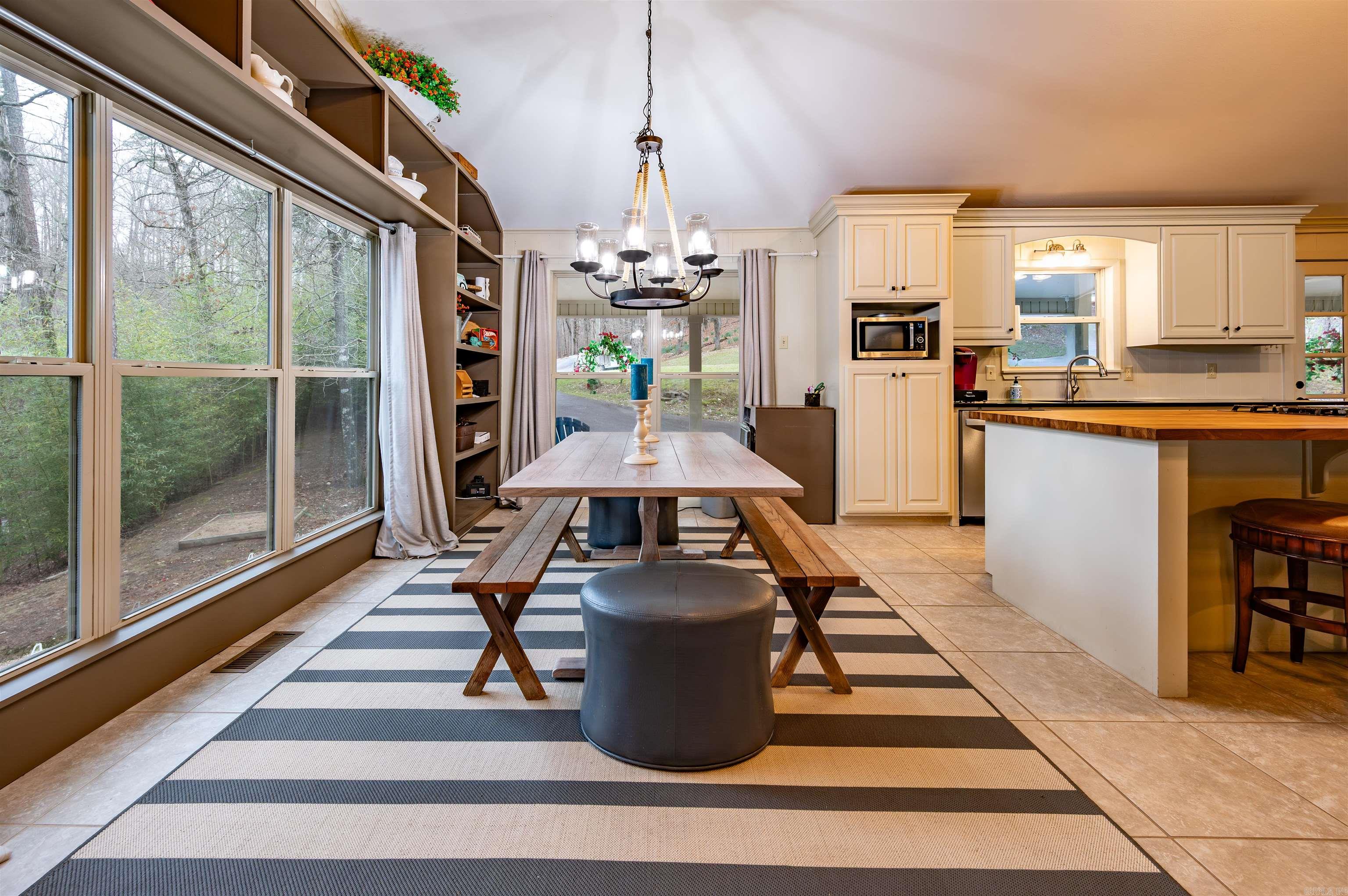 6899 Chipmunk  Alexander, AR