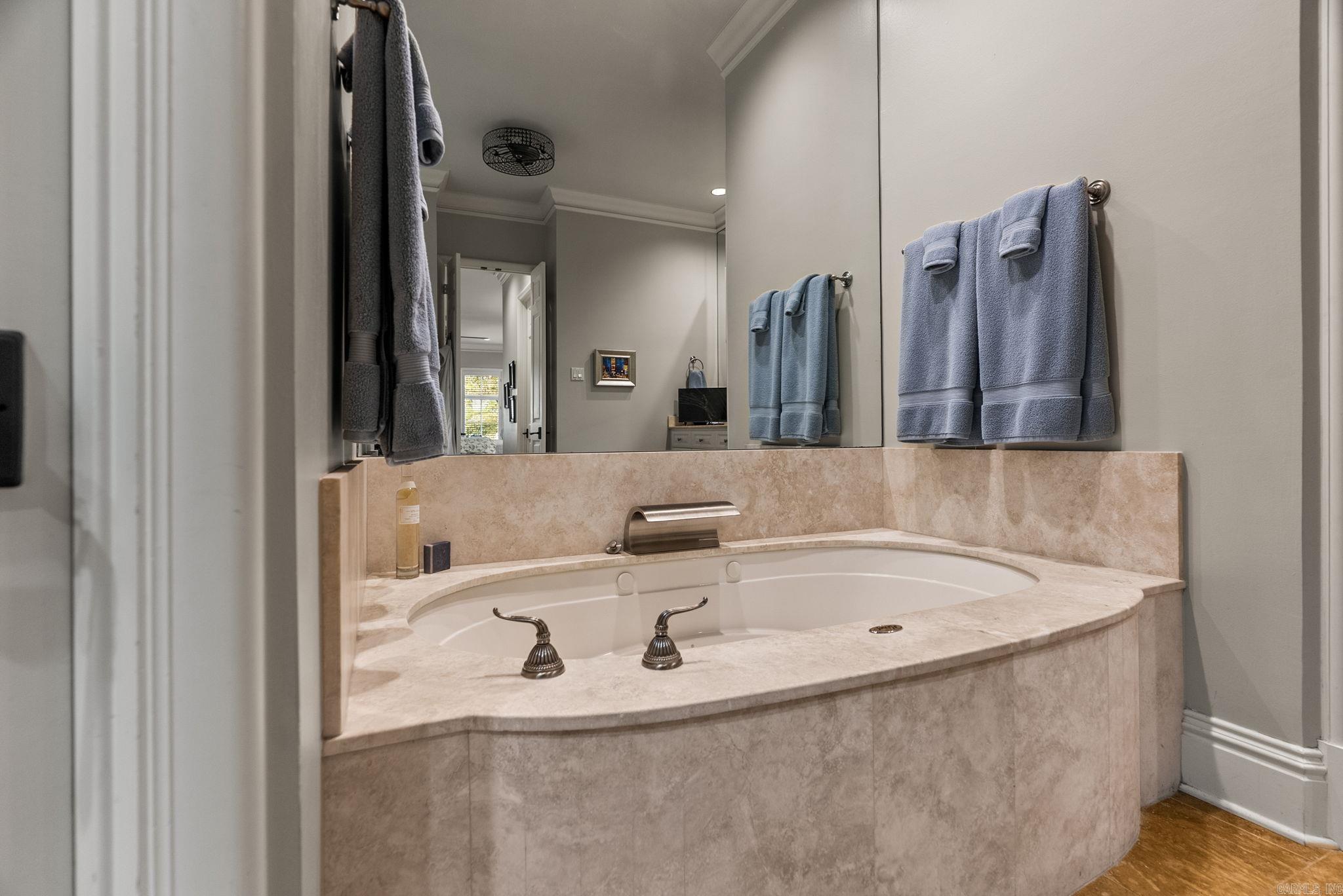 5019 Country Club  Little Rock, AR